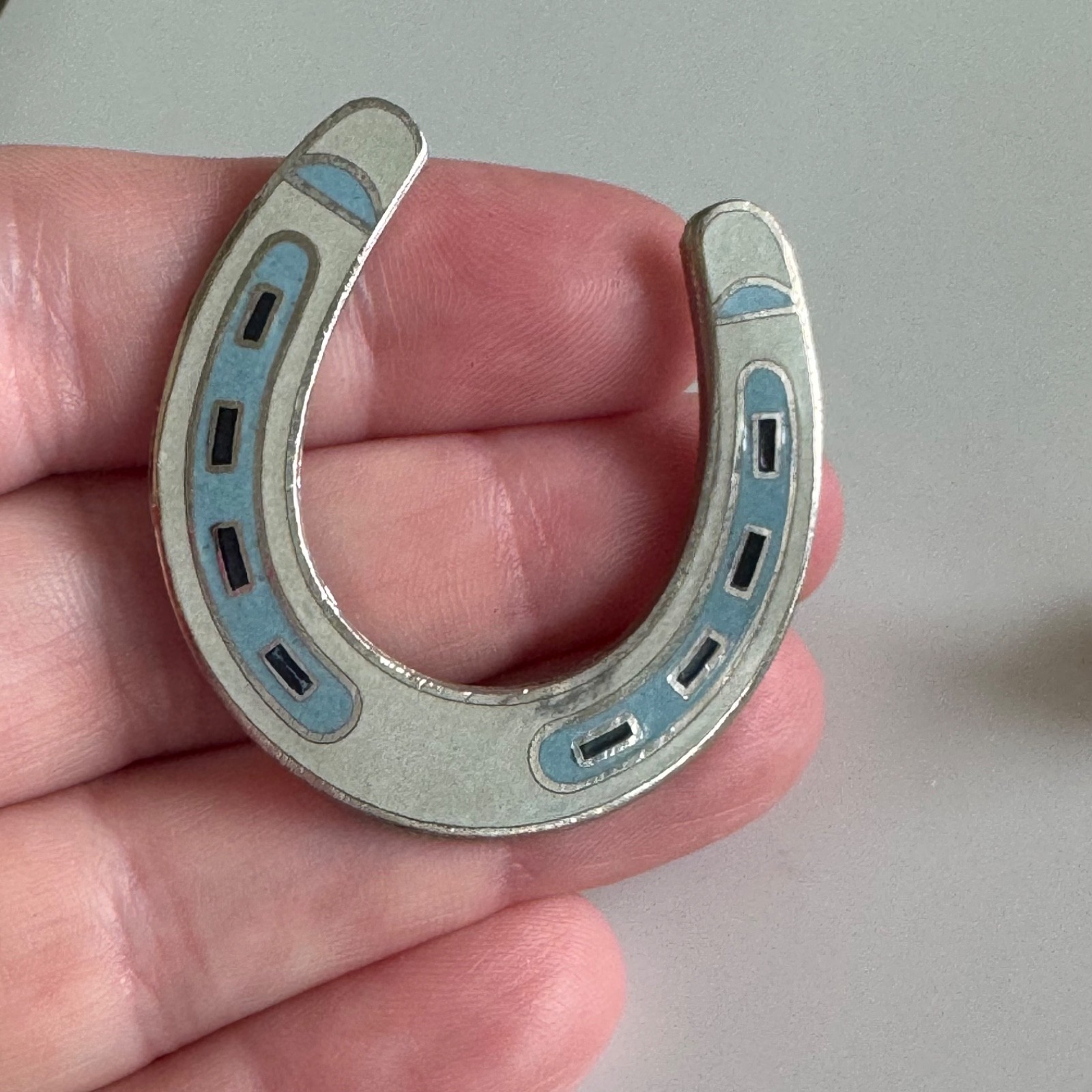Vintage Large Horseshoe Good Luck Silver-Tone Blue Enamel Lapel Hat Pin Vintage Large Horseshoe Good Luck Silver-Tone Blue Enamel Lapel Hat Pin