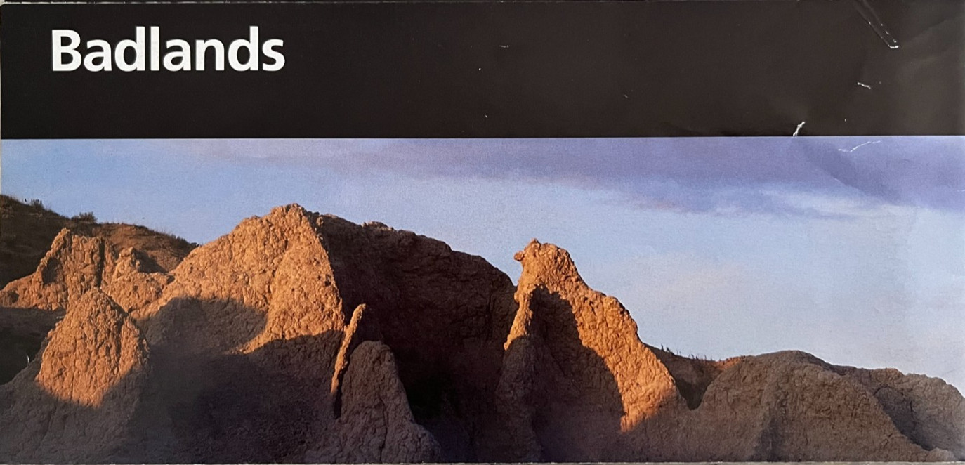 BADLANDS NP - South Dakota   NATIONAL PARK SERVICE UNIGRID BROCHURE/MAP
