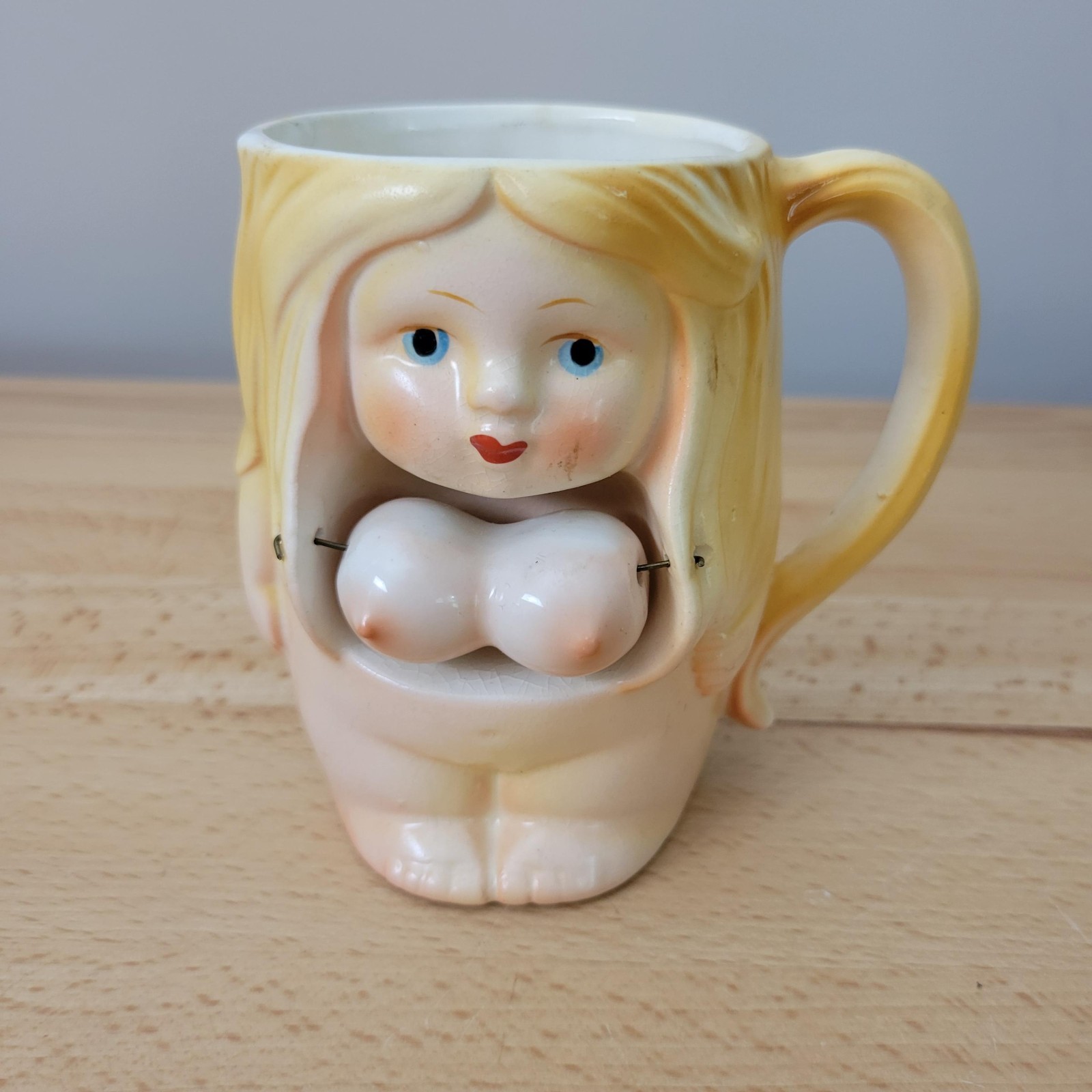 VTG 70s Betty Swinging BOOB Mug SPENCER GIFTS Nude LADY Cup Naughty Bare Bottom VTG 70s Betty Swinging BOOB Mug SPENCER GIFTS Nude LADY Cup Naughty Bare Bottom