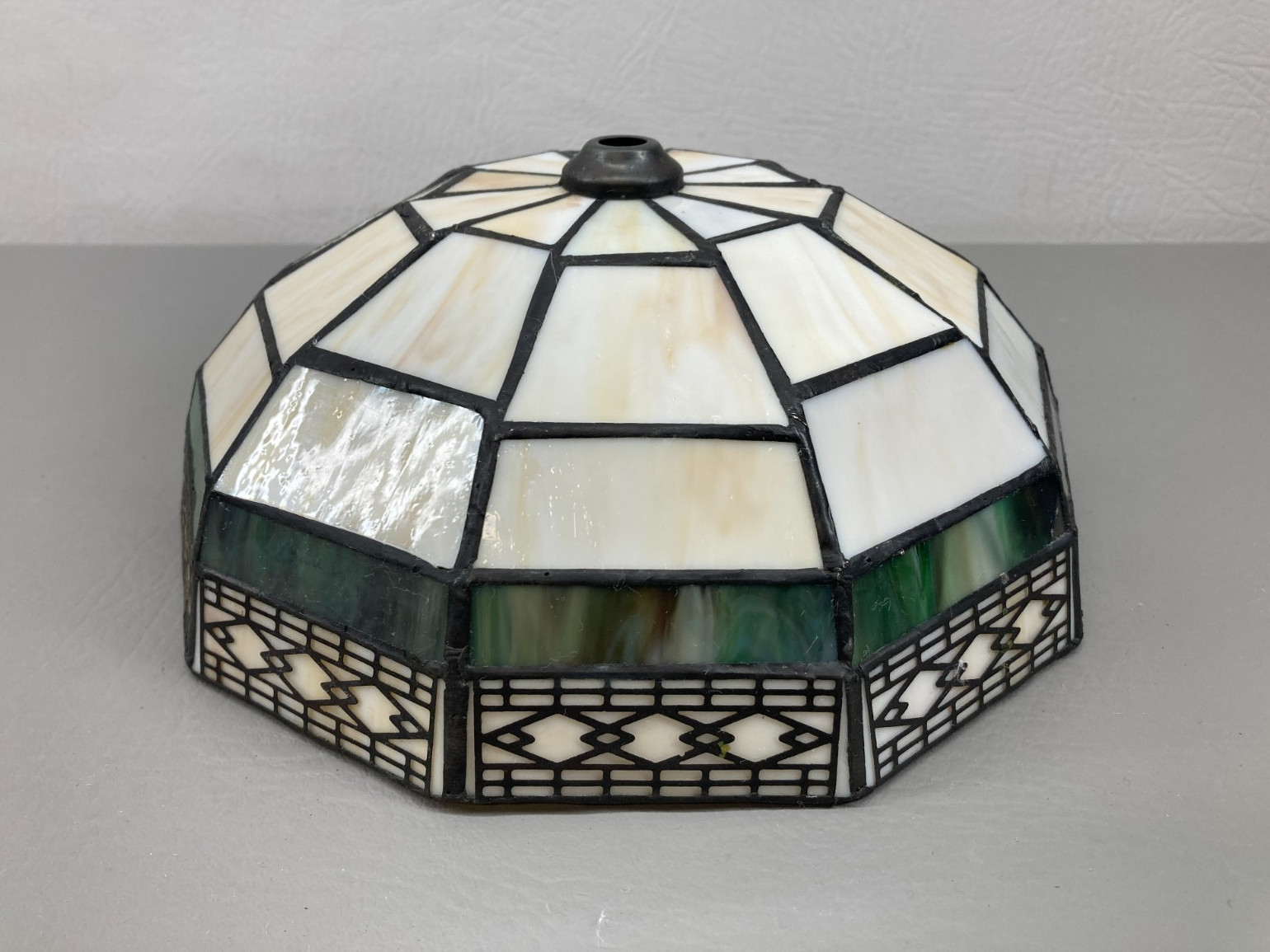 Vintage Spectrum Tiffany Style Stained Glass Ceiling Light Fixture Shade 8.25\