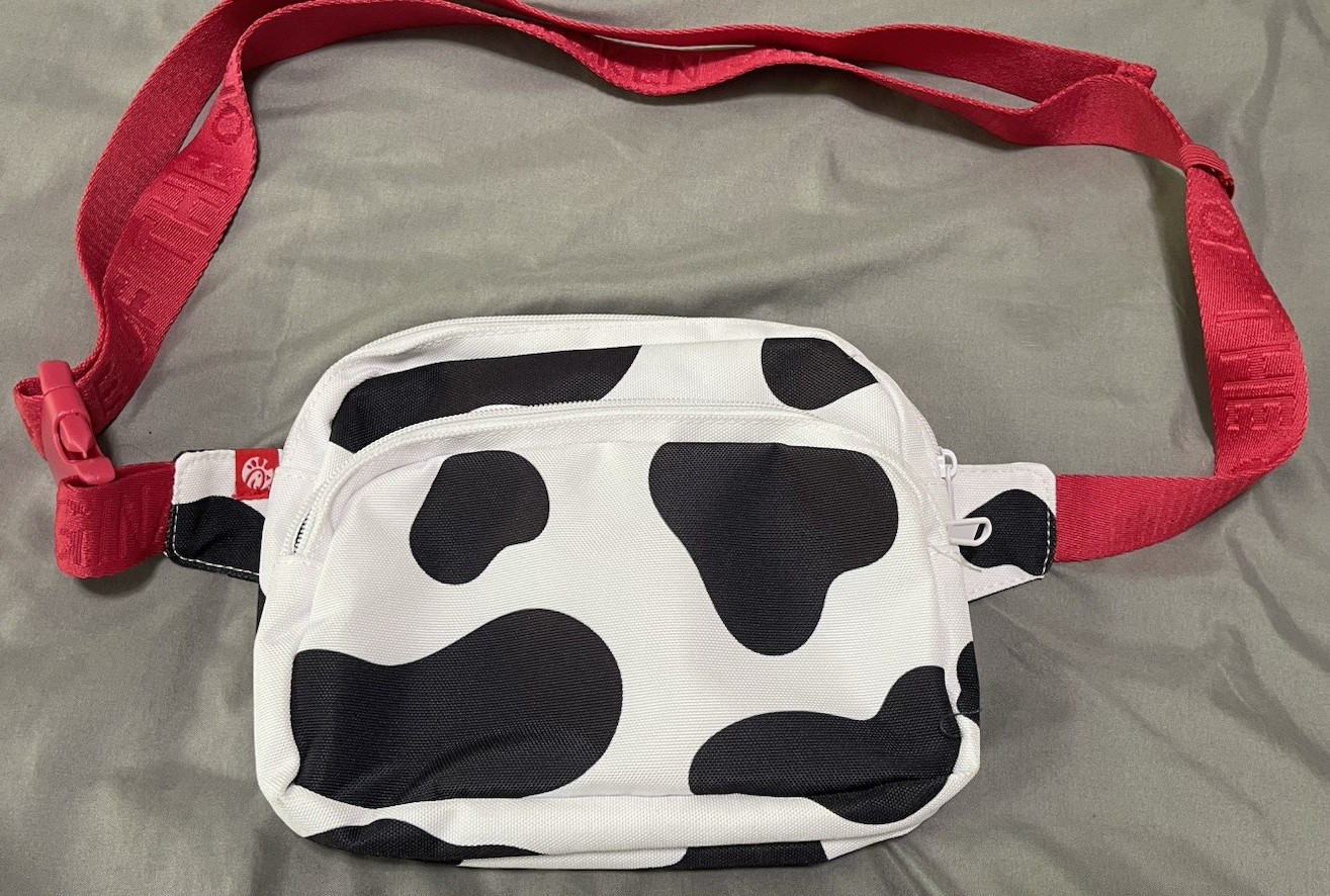 NEW Chick-fil-a Authentic Originals Fanny Pack Belt Bag Cow Print CFA NWOT NEW Chick-fil-a Authentic Originals Fanny Pack Belt Bag Cow Print CFA NWOT