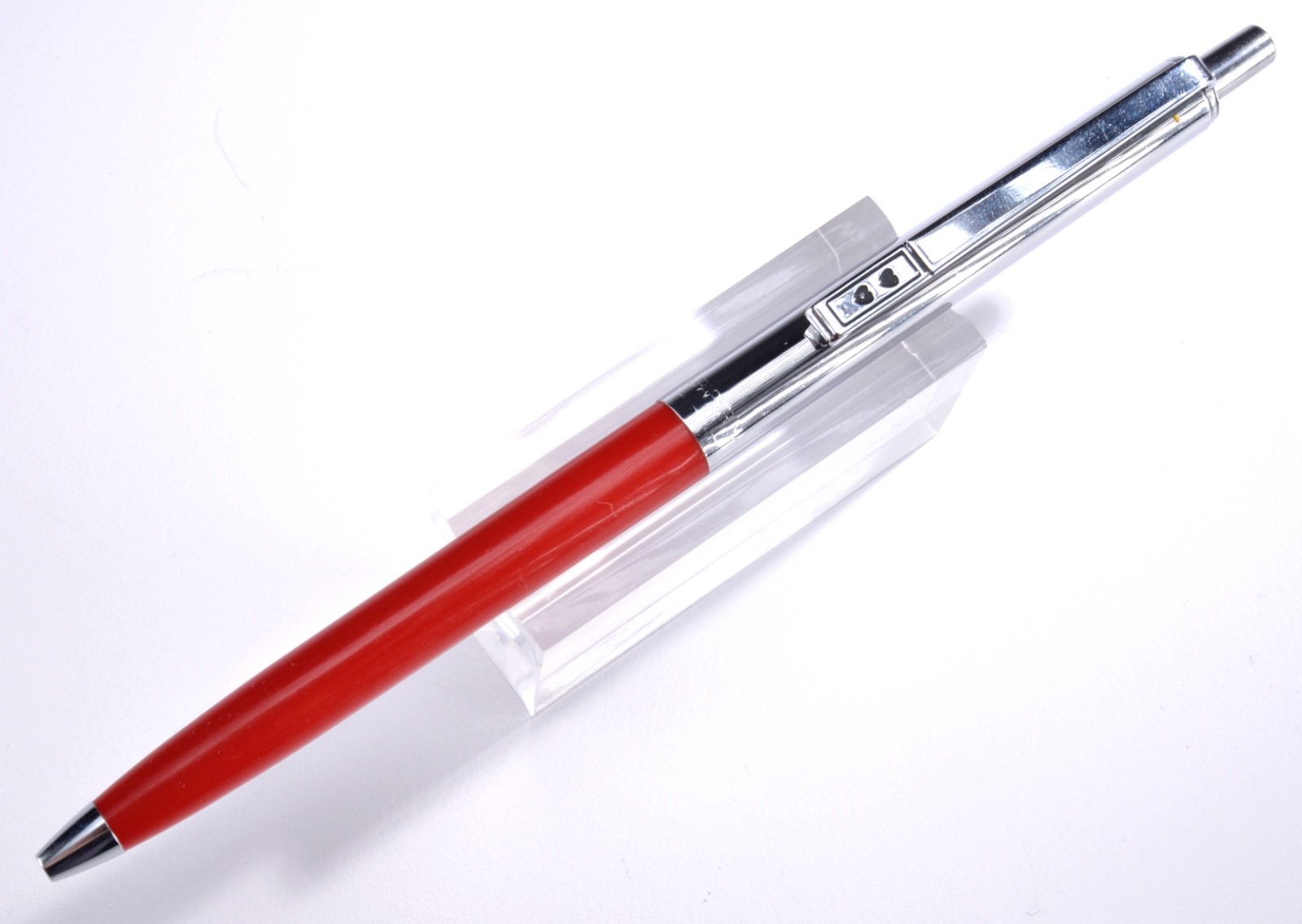 VTG. Paper Mate Vintage Double Heart Profile Ball Pen-Slim Grip-Red-USA MCM #63 VTG. Paper Mate Vintage Double Heart Profile Ball Pen-Slim Grip-Red-USA MCM #63
