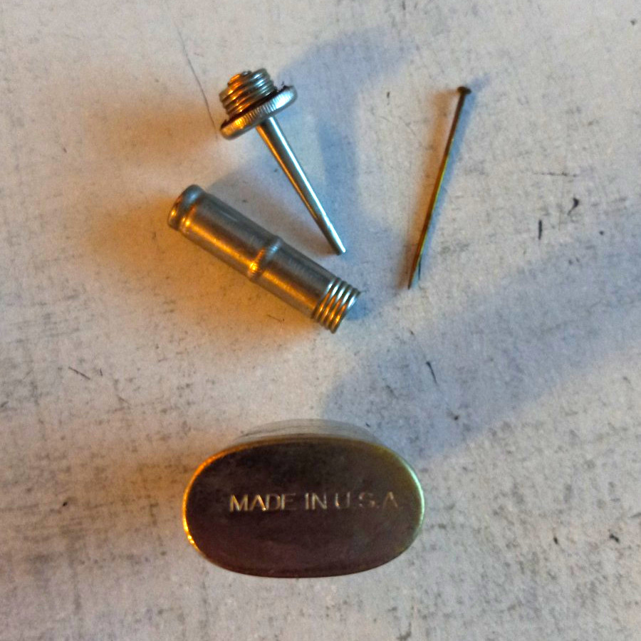 Vintage Metal Oil Can , Made in USA Metal Tool Parts Lot