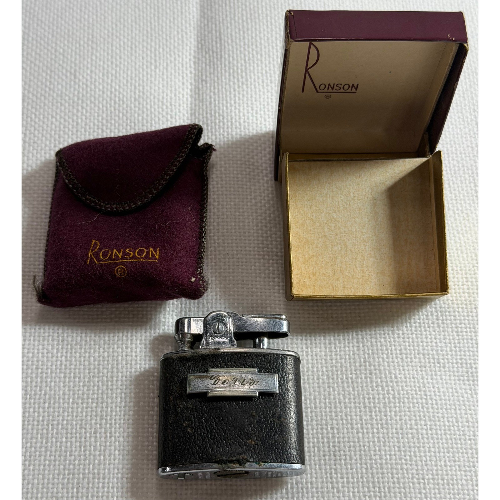 Vintage Ronson Standard Pocket Lighter Black Leather Chrome Doris Engraved Box Vintage Ronson Standard Pocket Lighter Black Leather Chrome Doris Engraved Box