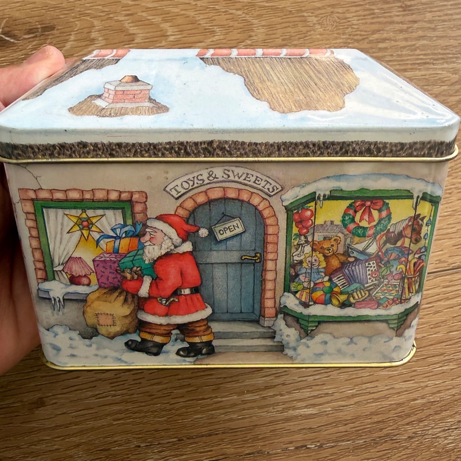 Vintage Ilona H Christmas Cottage Tin Made in England Santa Reindeer Sleigh Vintage Ilona H Christmas Cottage Tin Made in England Santa Reindeer Sleigh