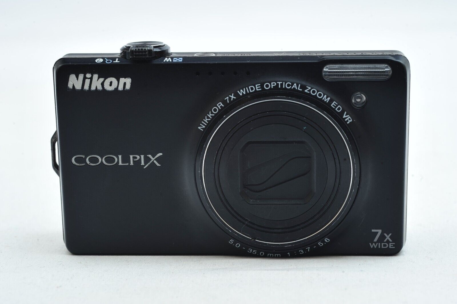 @ SakuraDo Camera @ One of A Kind @ Nikon Coolpix S6000 Store Display Mock Up