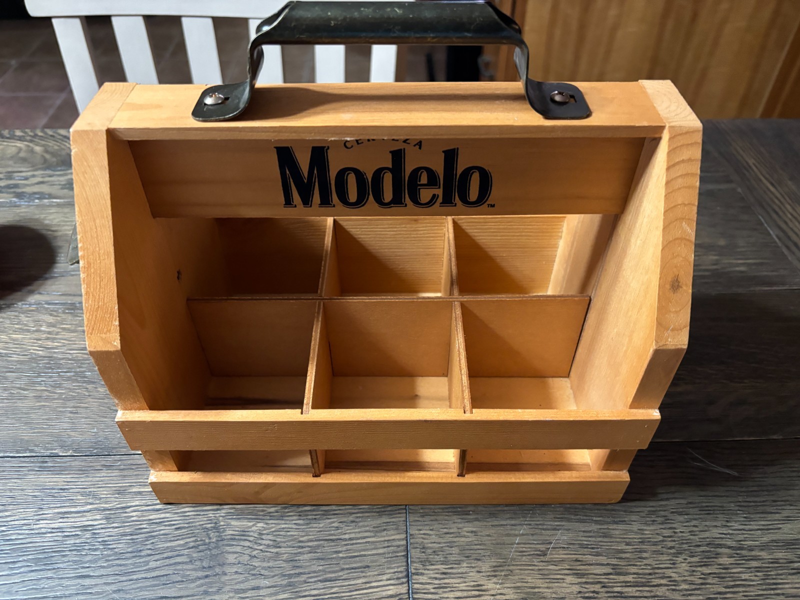 Modelo Promotional Wooden Beer Carrier 6 Pack Glass Caddy with Bottle Opener.
