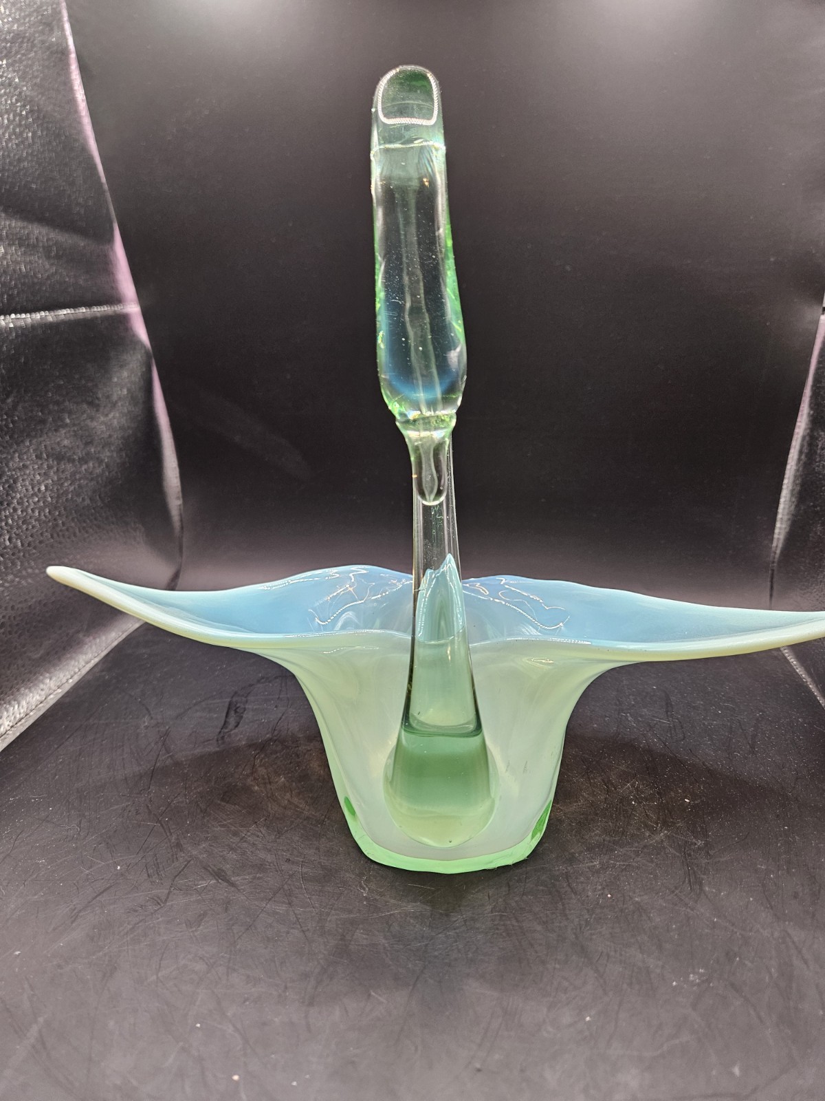 VINTAGE DUNCAN MILLER GREEN OPALESCENT HAND BLOWN ART GLASS SWAN BASKET