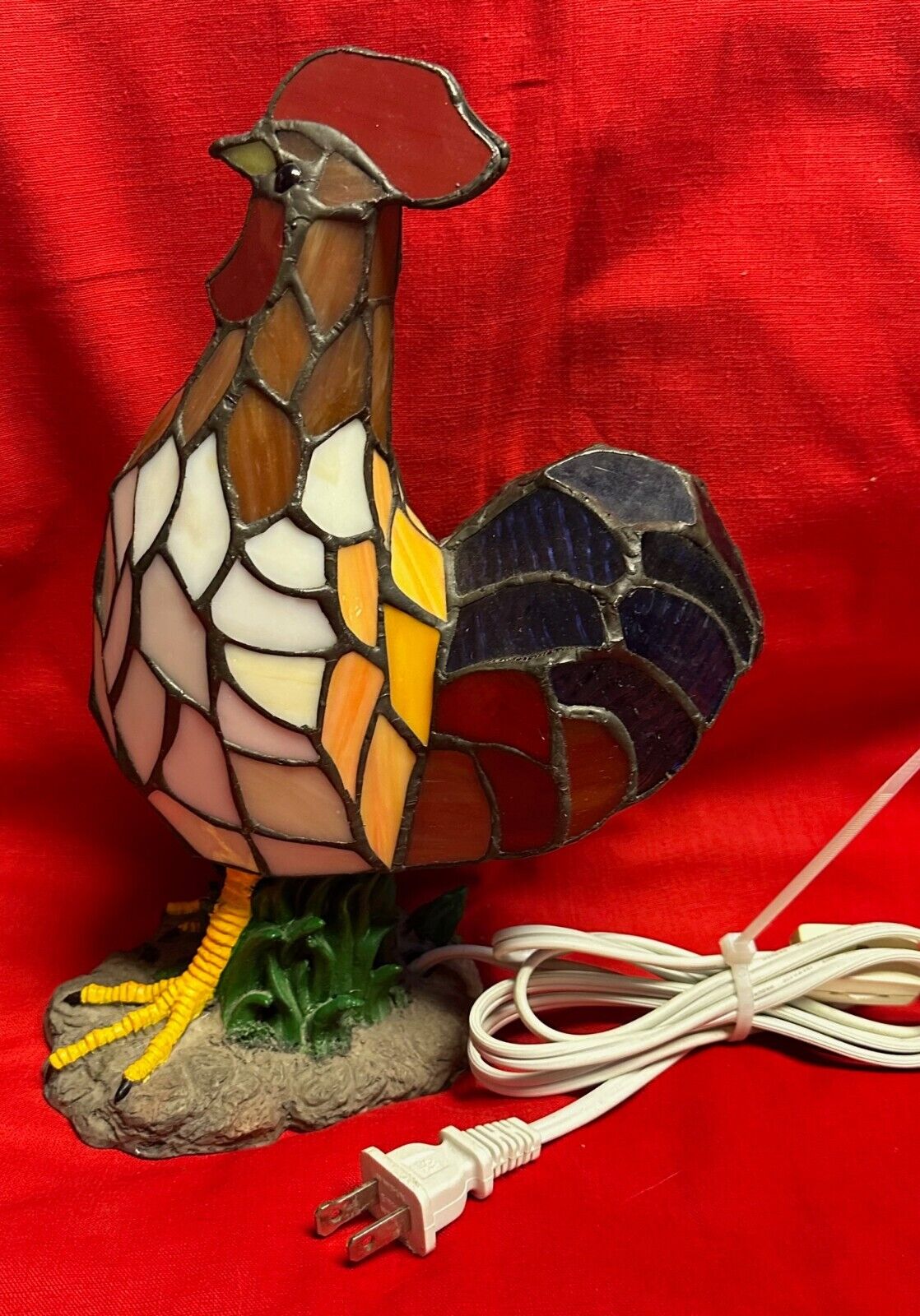👀 Vintage Stained Glass Rooster Lamp 11” Tiffany Style Works 👀