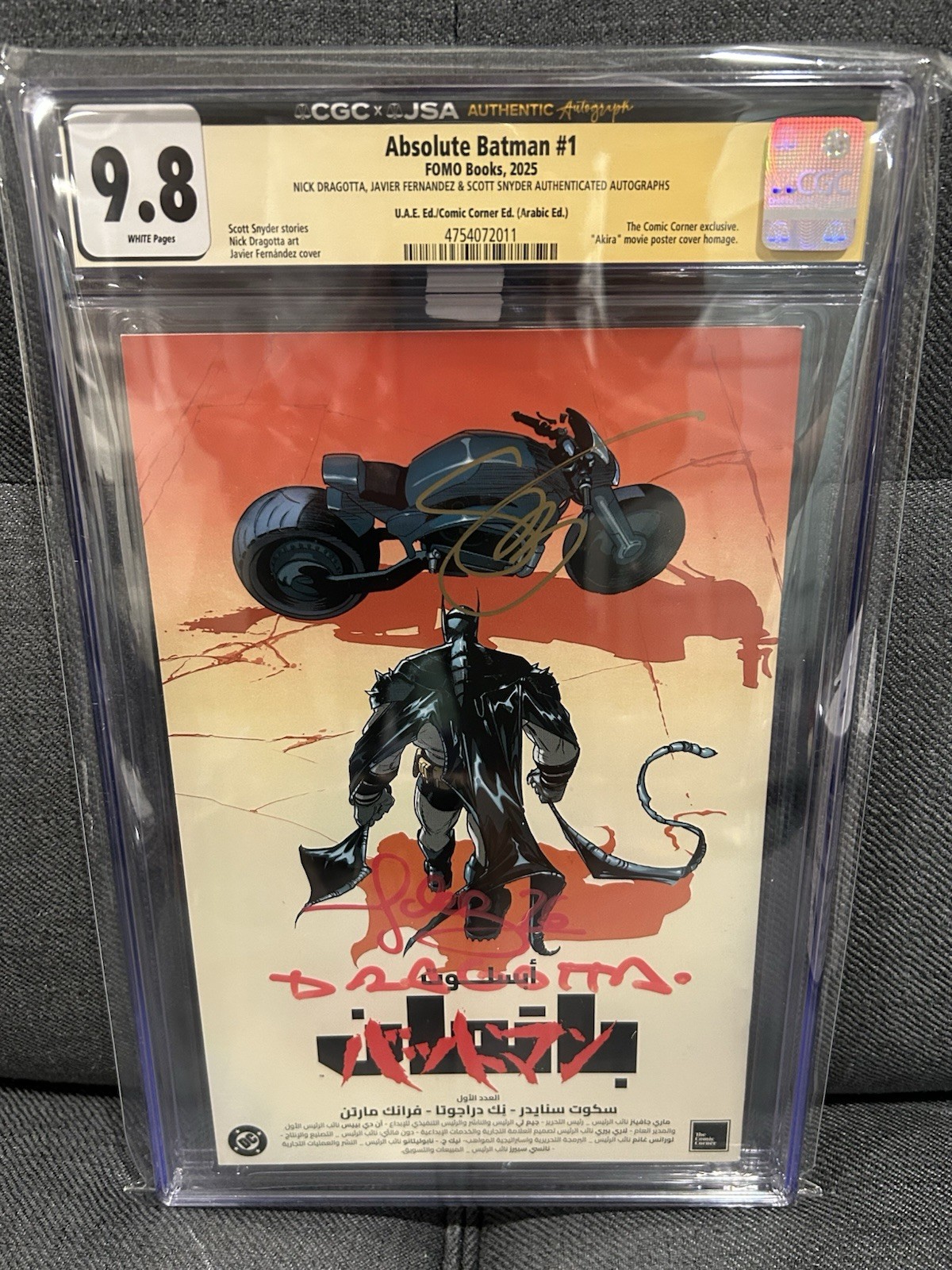 Absolute Batman #1 Akira Arabic 3x SIGNED Snyder Dragotta Fernandez CGC 9.8 🔥 Absolute Batman #1 Akira Arabic 3x SIGNED Snyder Dragotta Fernandez CGC 9.8 🔥
