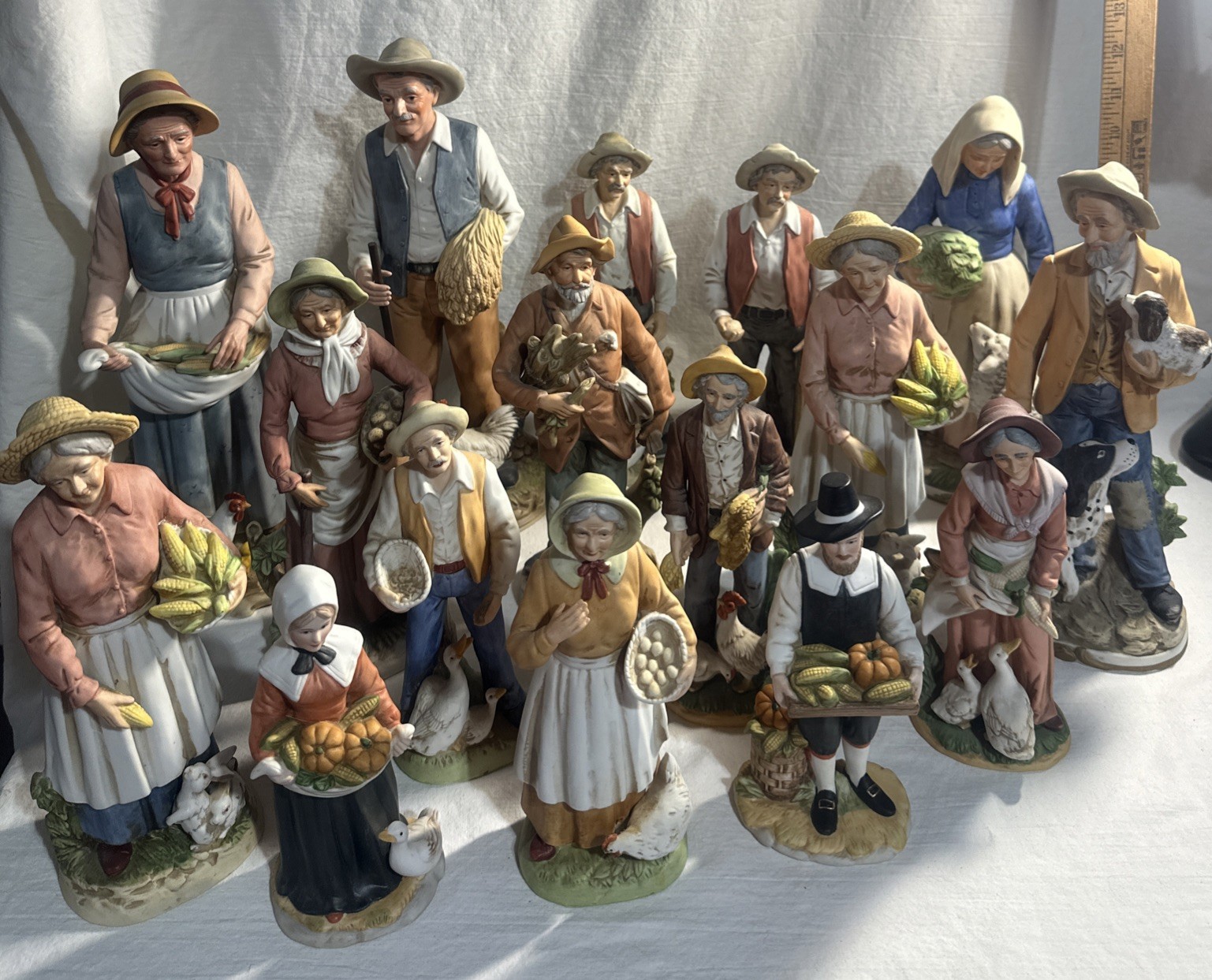 VTG Home Interiors Aged People Porcelain Figurines Homco Farm Animals Harvest 16
