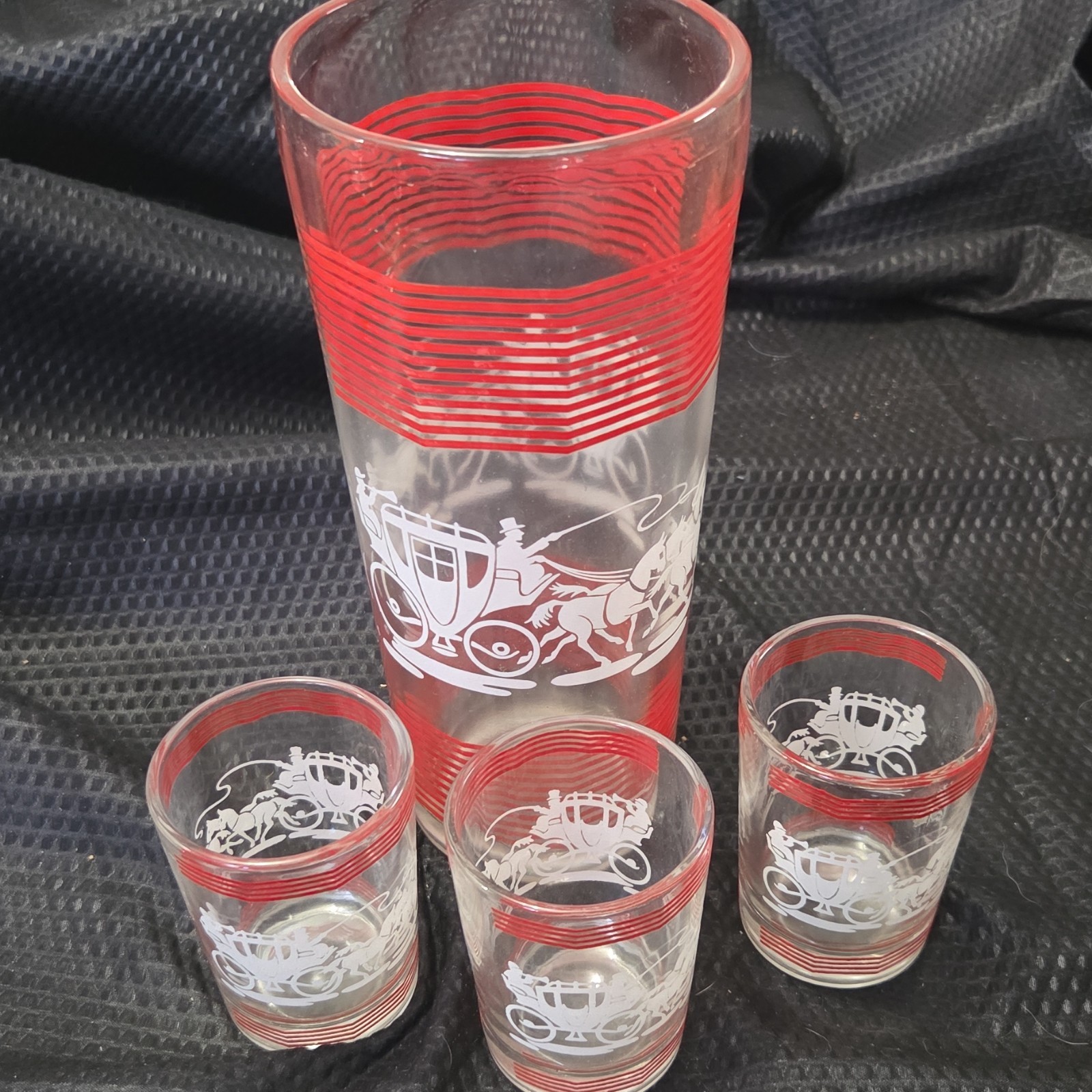 Vintage Hazel Atlas MCM 4pc Shot Glass/Shaker Set Red/White Painted Carriage