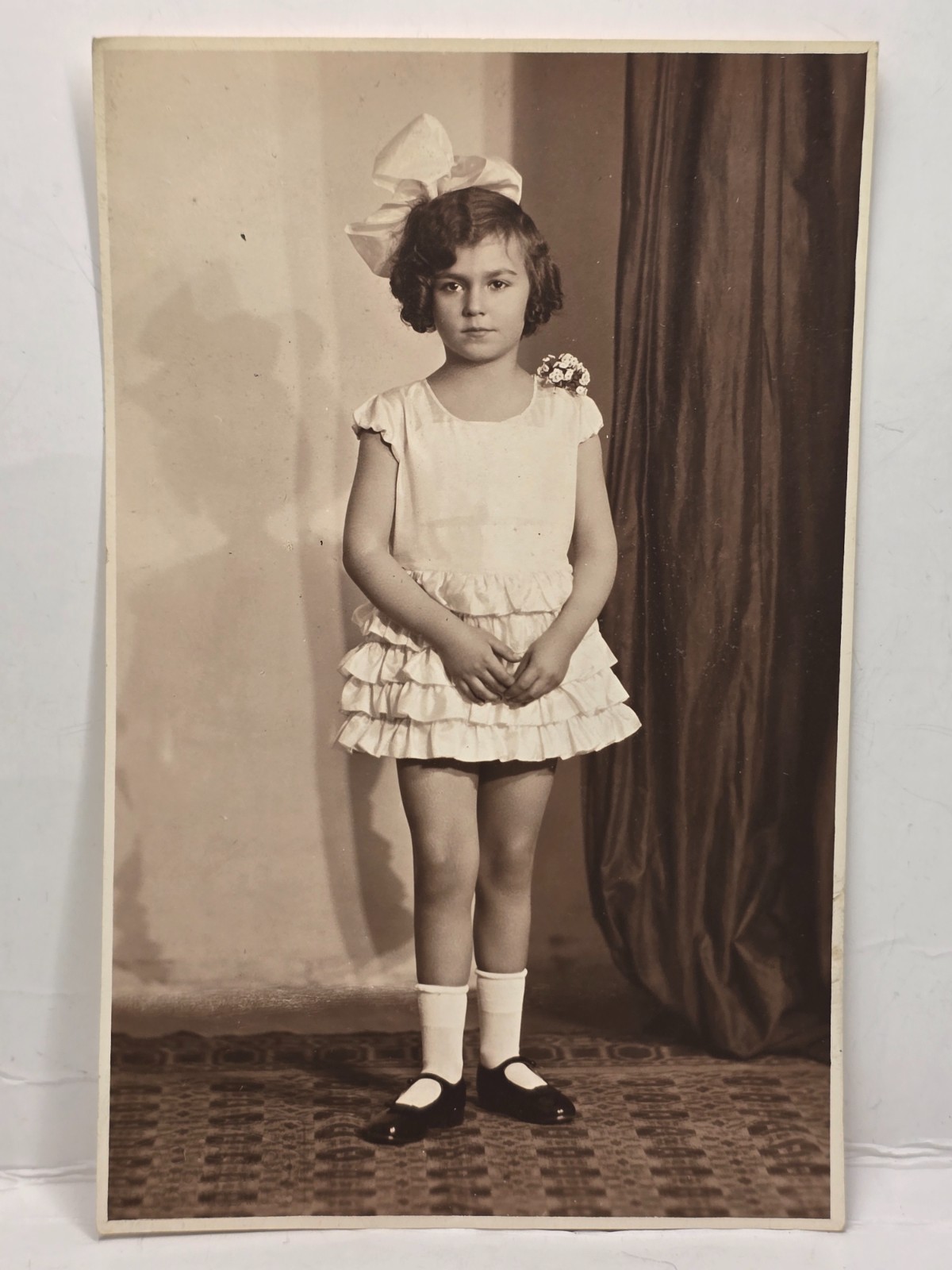 Antique 1910s RPPC Postcard Little Girl Ruffle Dress Hair Bow UNO Stamp Box Card