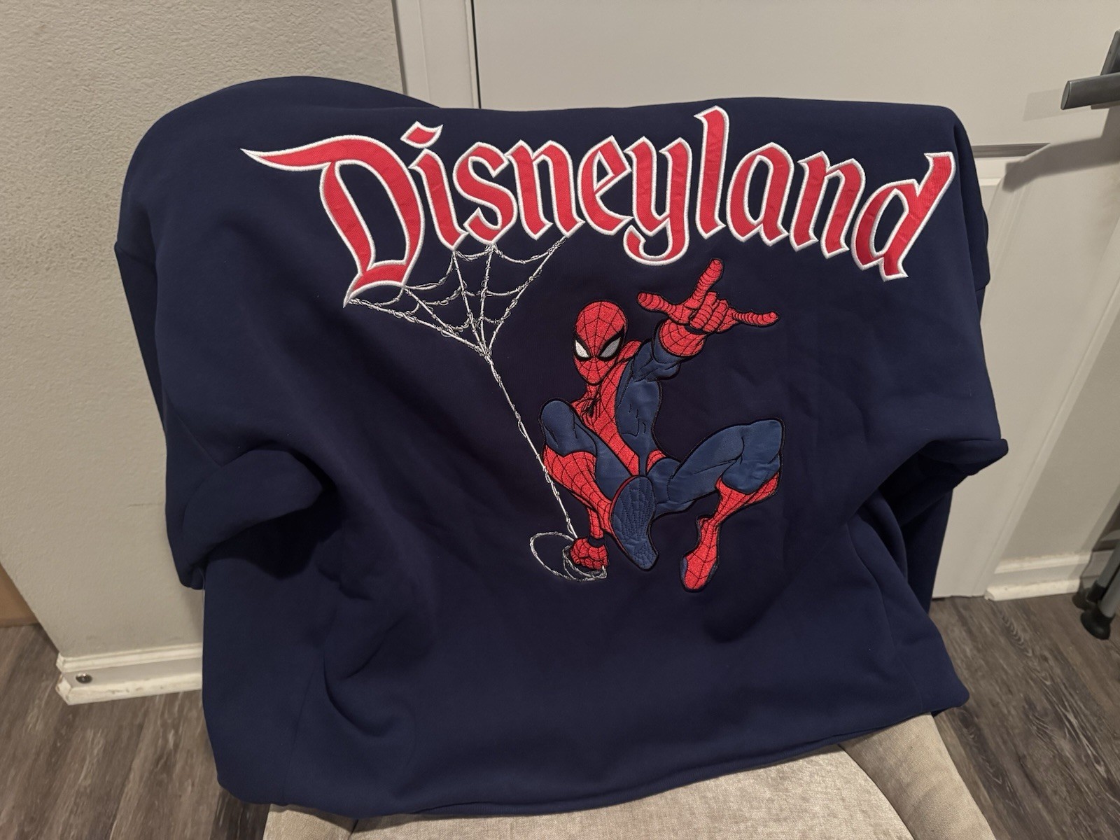 Marvel Spider-Man Disneyland Blue Zip-Up Hoodie Disney Avengers Campus Size XL