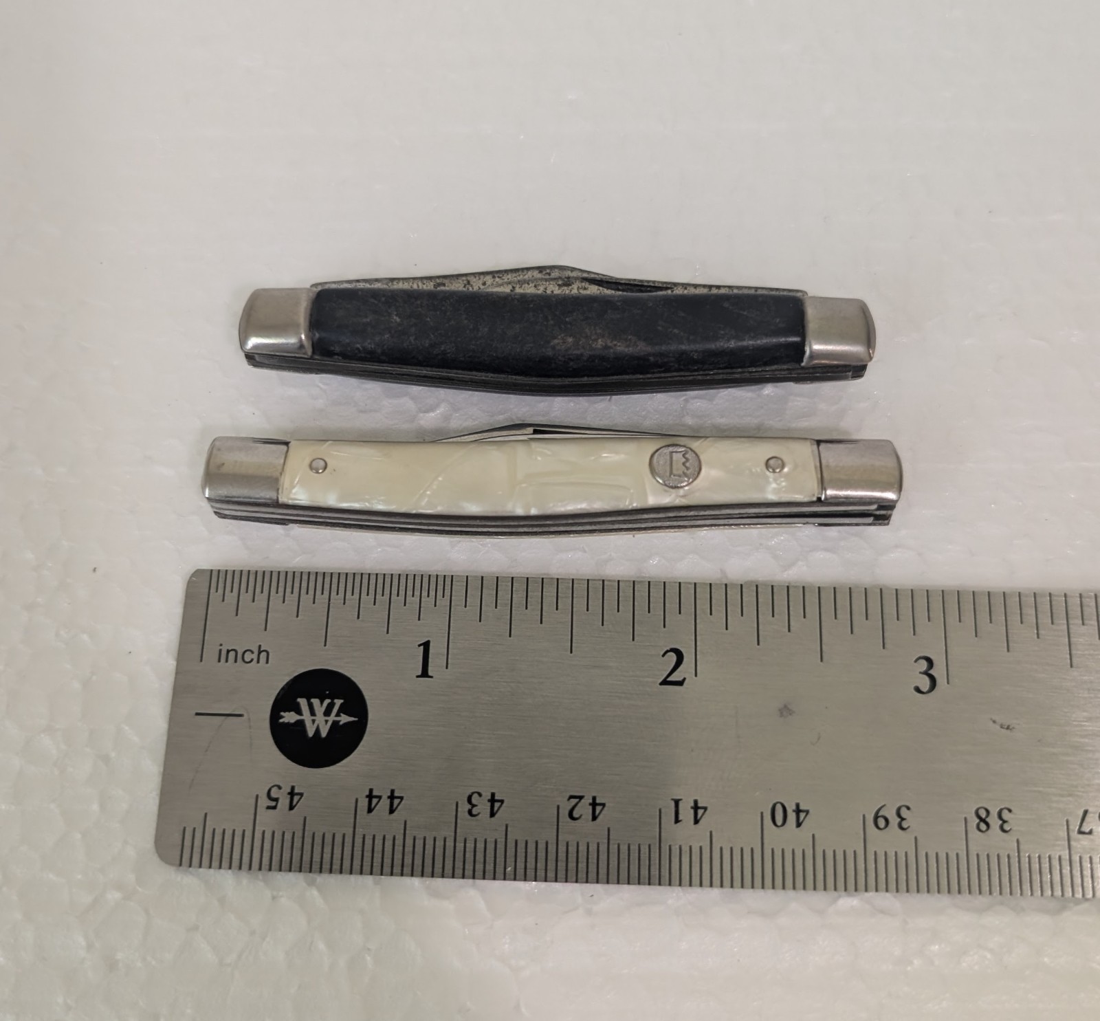 Vintage Imperial USA & Sabre Japan 2 Blade Folding Pocket Knife Lot of 2