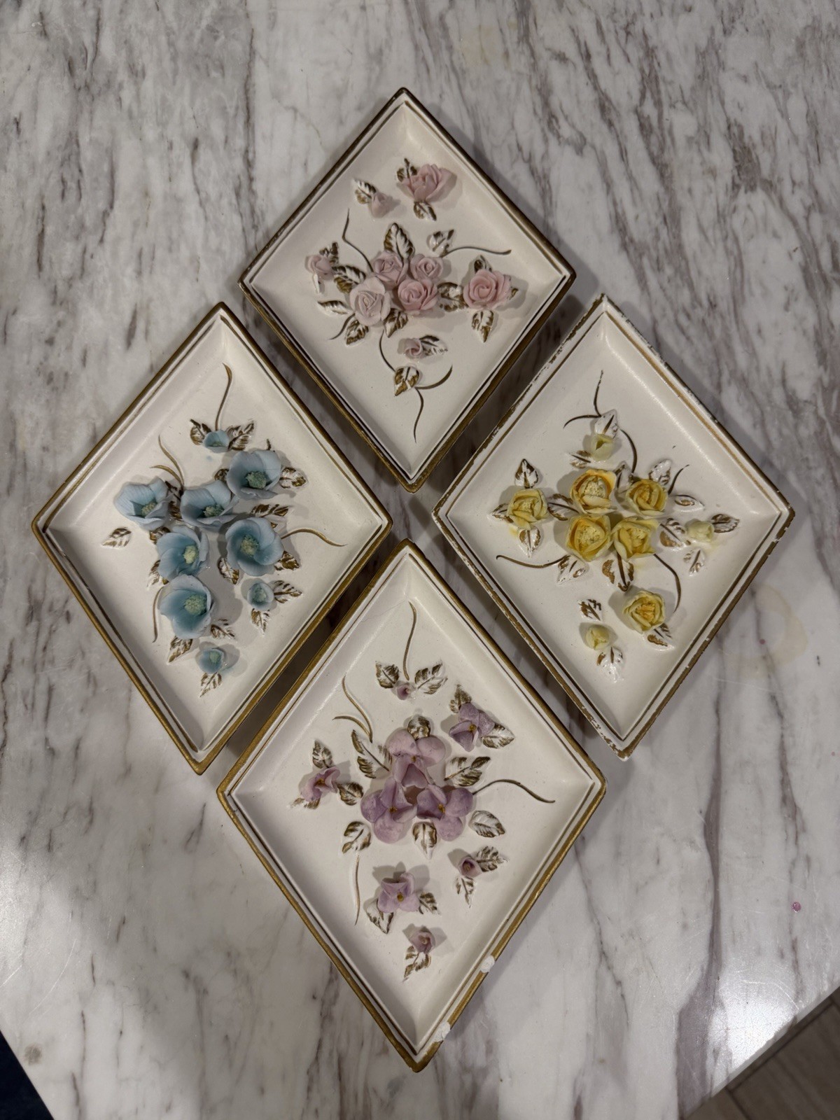 Vintage Lefton Japan 2780 Floral Wall Plaques Set 4 3D Flowers Gold MCM Vintage Lefton Japan 2780 Floral Wall Plaques Set 4 3D Flowers Gold MCM