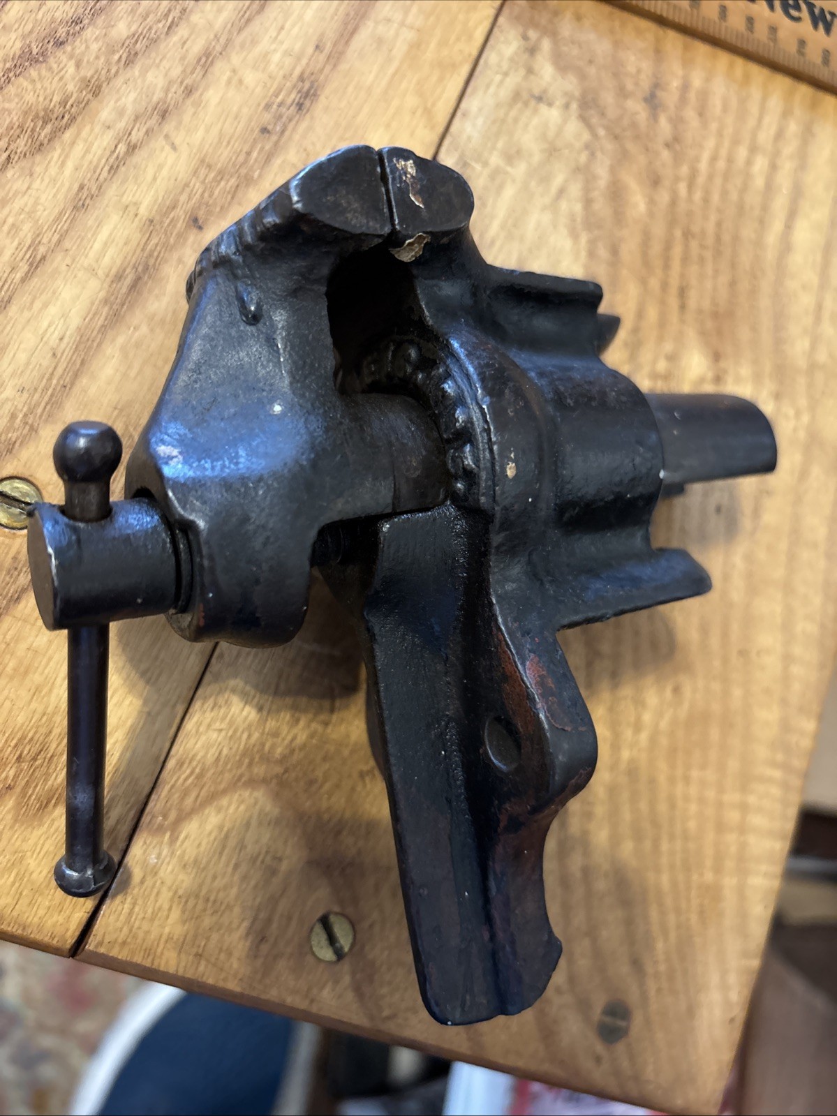 1885 Small Vtg “PHOENIX “ Jeweler/Watchmakers Workbench Vise Antique Rare Tool