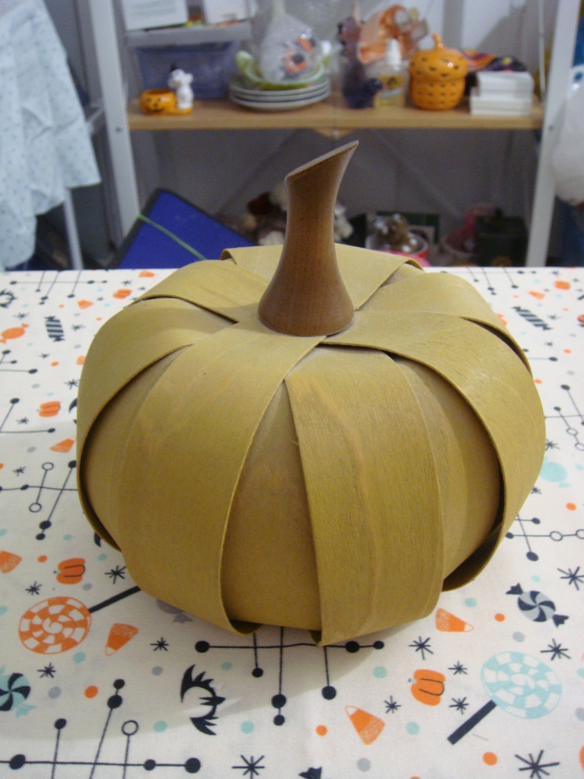 Longaberger Golden Maple Splint Small Pumpkin