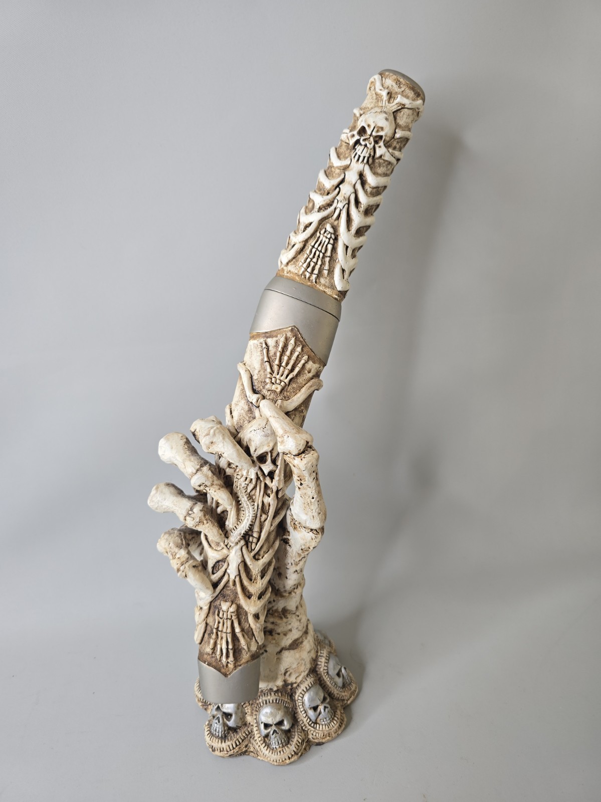 Vintage Resin Skeleton Sheathed Stainless 6.5
