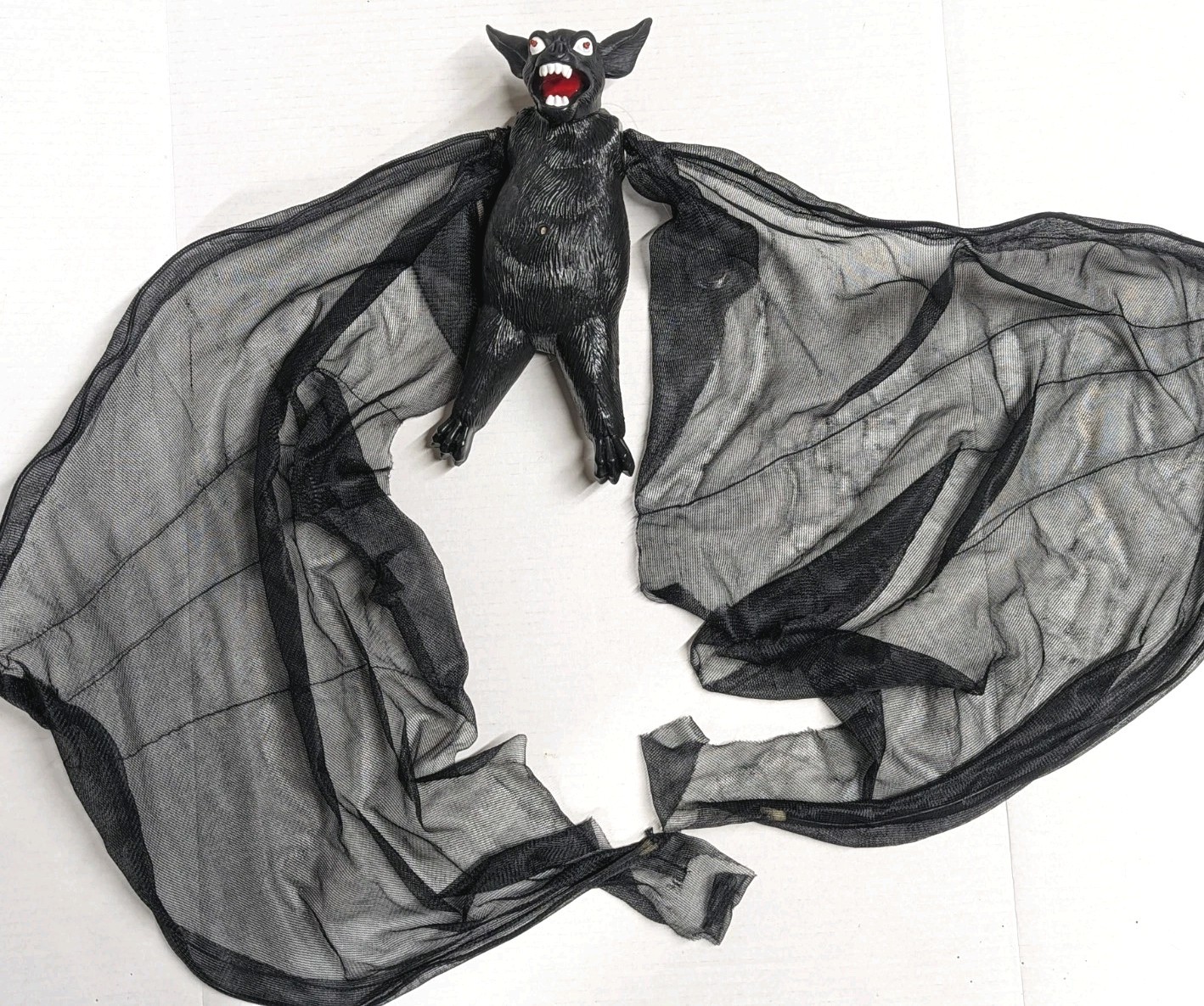 Vintage Halloween Gemmy Flying Bat Light Up Eyes & Sound