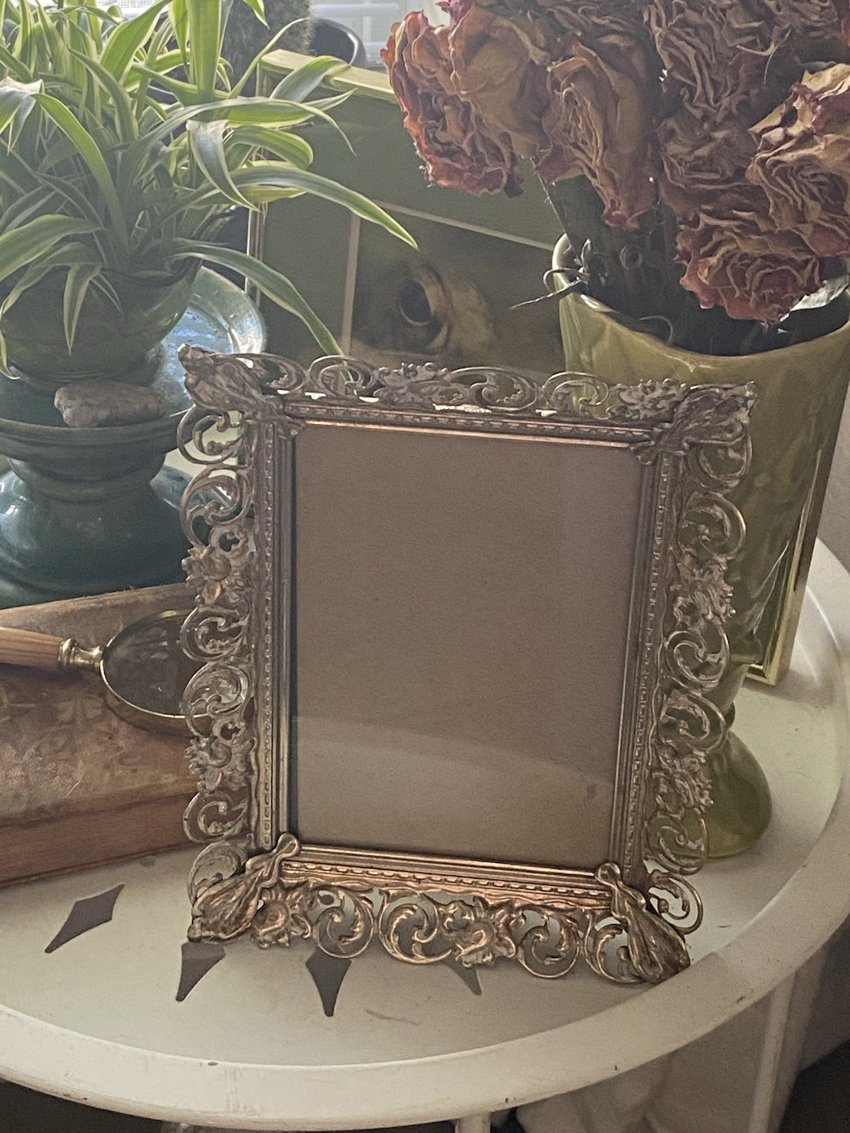 Vintage Gold Tone Metal Filigree. White Wash Hollywood Regency Style