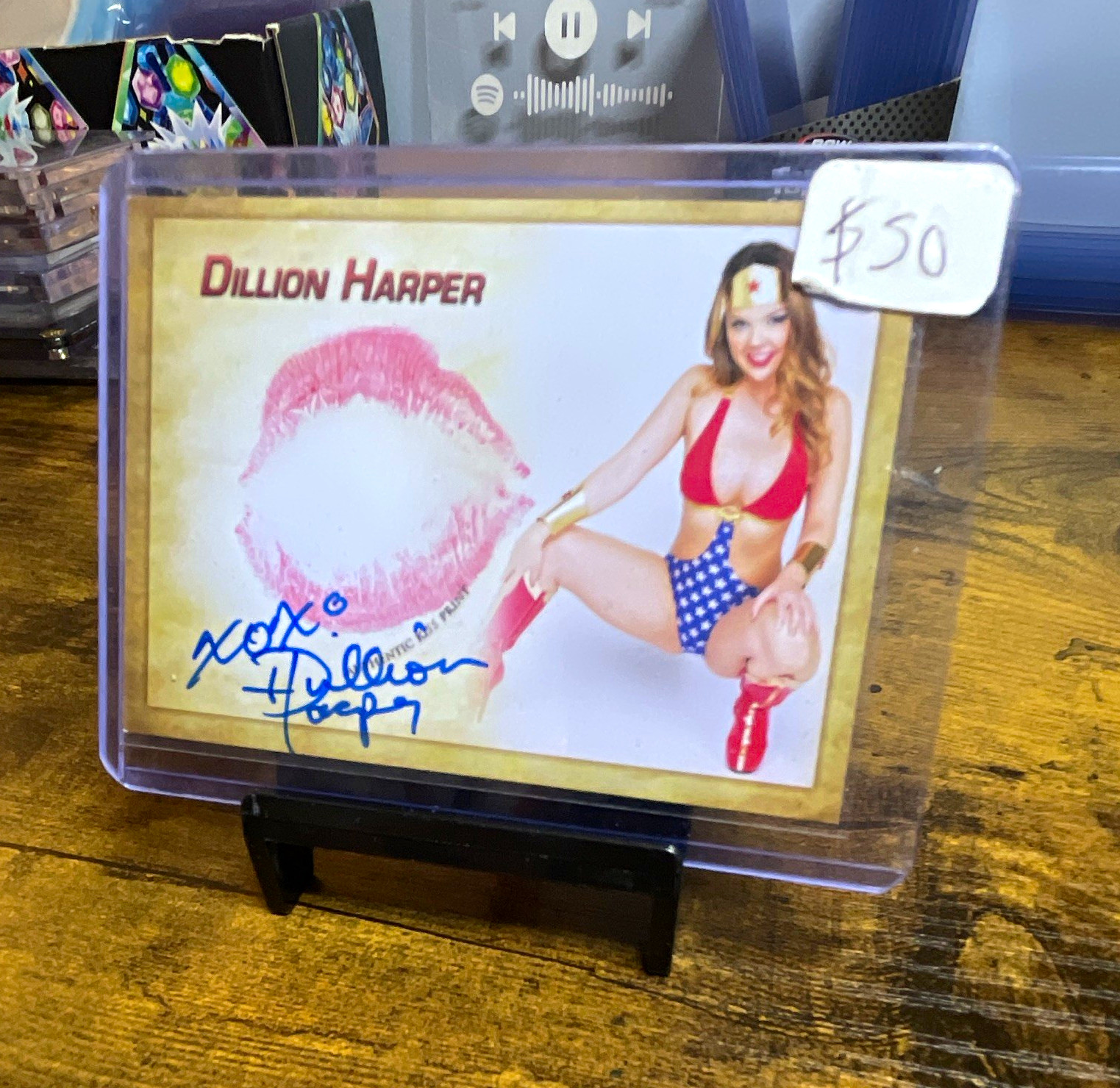 2025 Collectors Expo Dillion Harper Autograph Kiss Card Mint