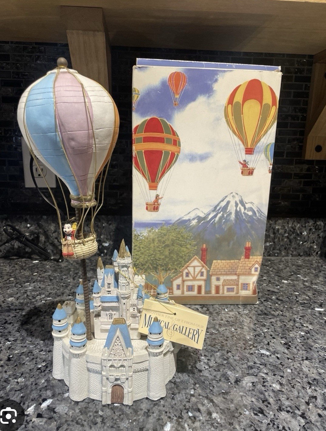 DISNEY MICKEY FLIGHTS OF FANCY MUSICAL HOT AIR BALLOON