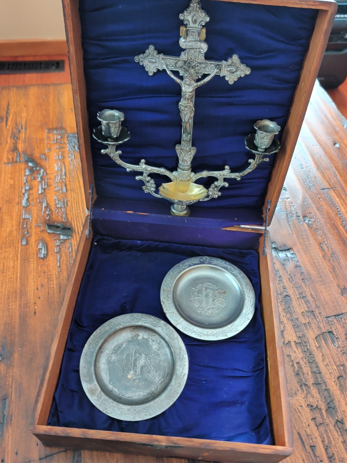 Antique 1897 Sick Call Last Rites Kit Oak Wood Case Homan Silverplate Communion