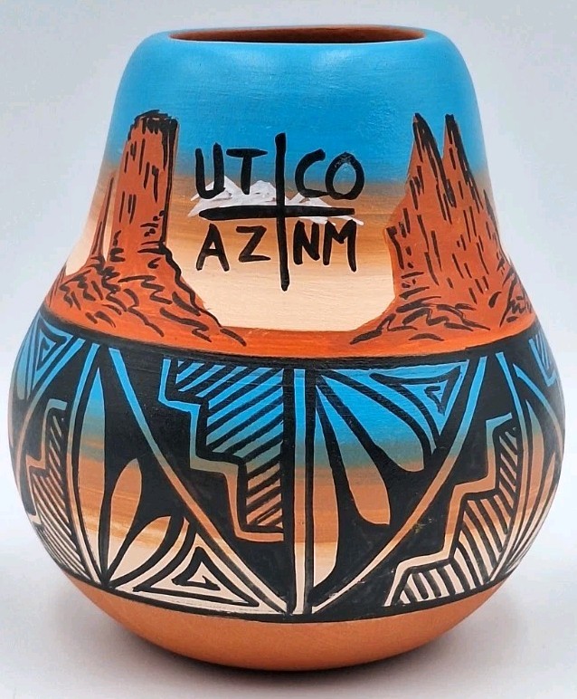 VTG Hand Crafted & Painted Signed Yabeny Diné NAVAJO Pottery Vase \