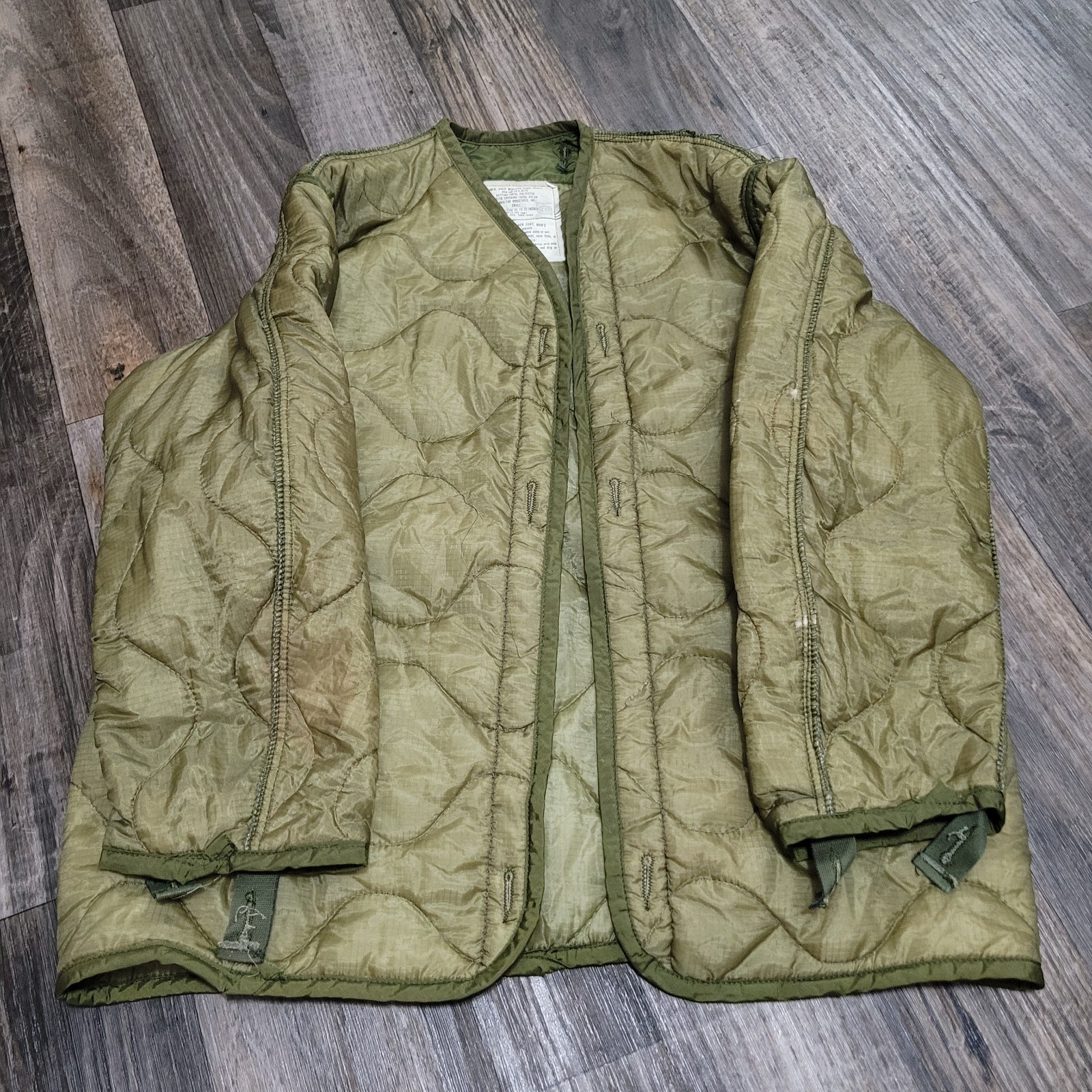 Cold Weather Field Coat Liner Men's Small 1970s Green Puffer Smokers Jacket