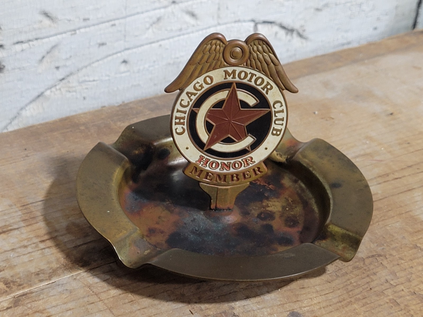 Vintage 1930s Chicago Motor Club Honor Member Brass Cigar Ashtray Enamel Badge