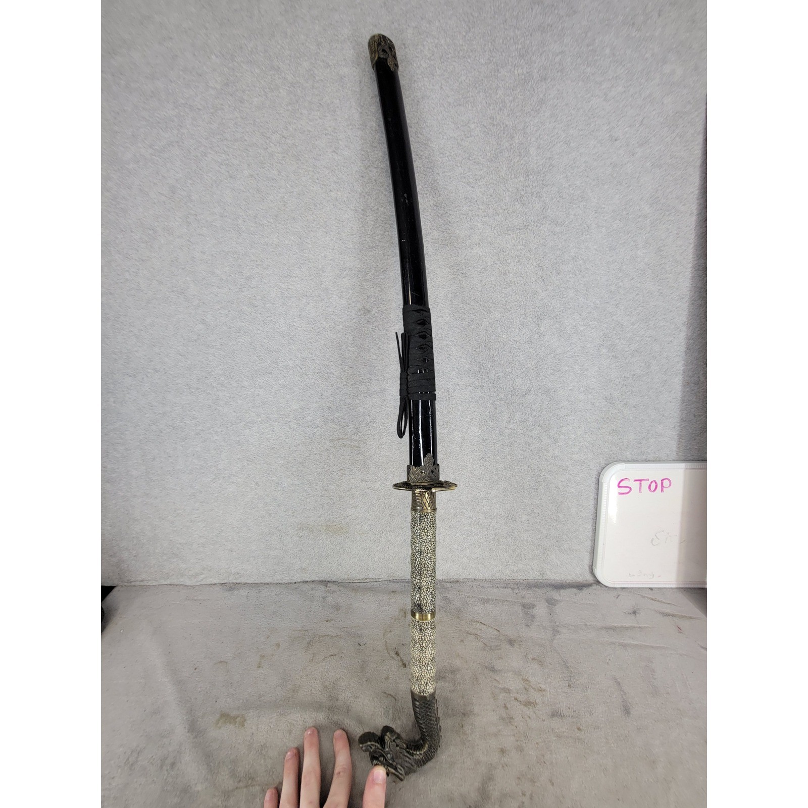 Vintage Katana Sword Dragon Head Pommel Black Scabbard 33\