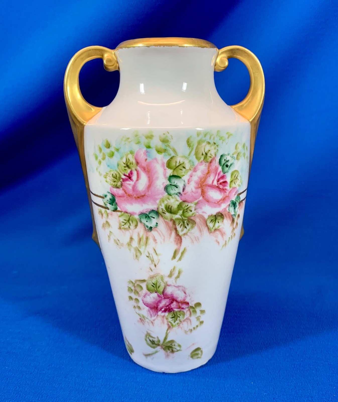 ELEGANT CZECH PORCELAIN 8.5\
