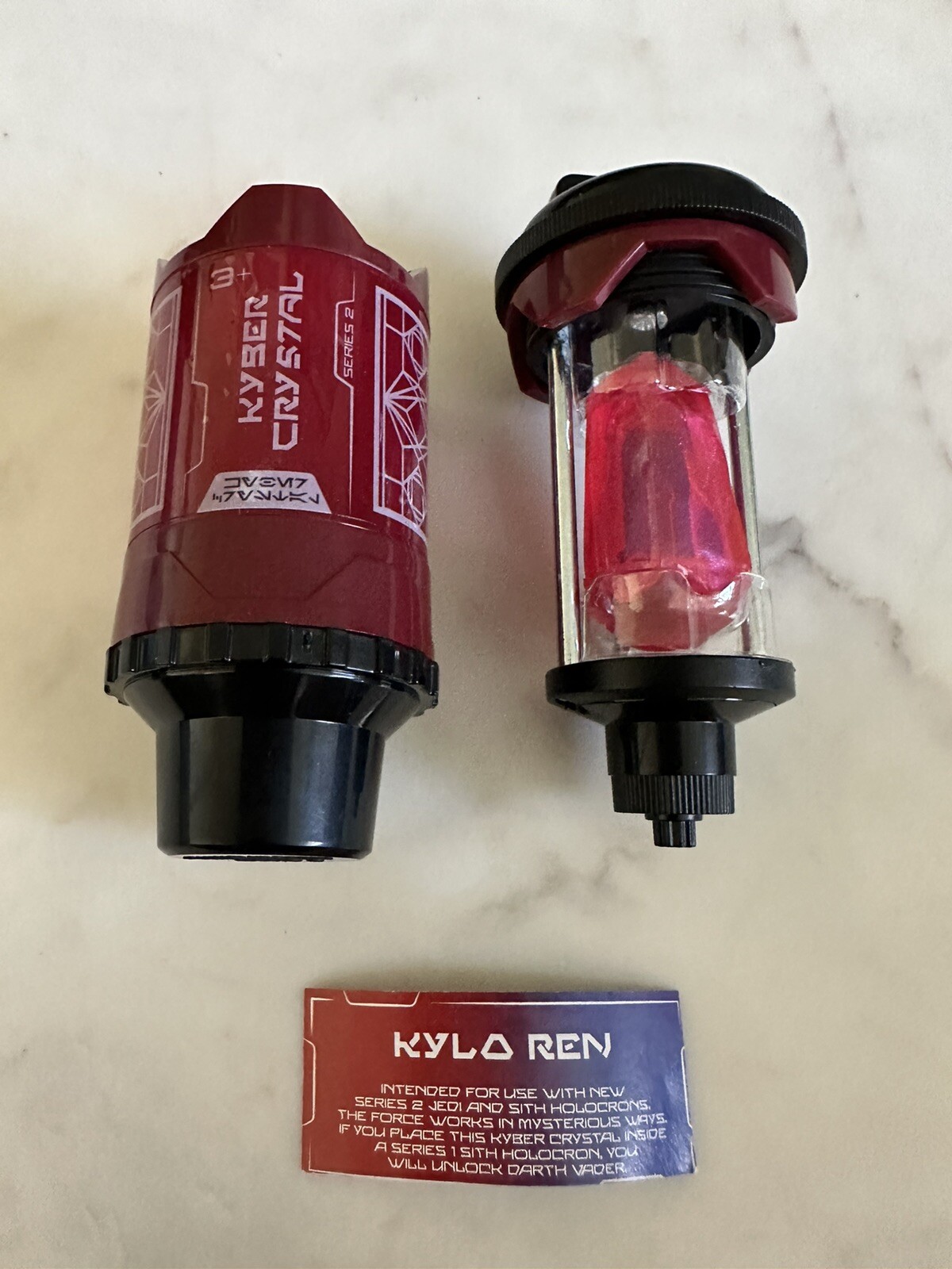 🔥RARE Red Cracked Kyber Crystal -KYLO REN- Series 2 - Star Wars Galaxy’s Edge💥