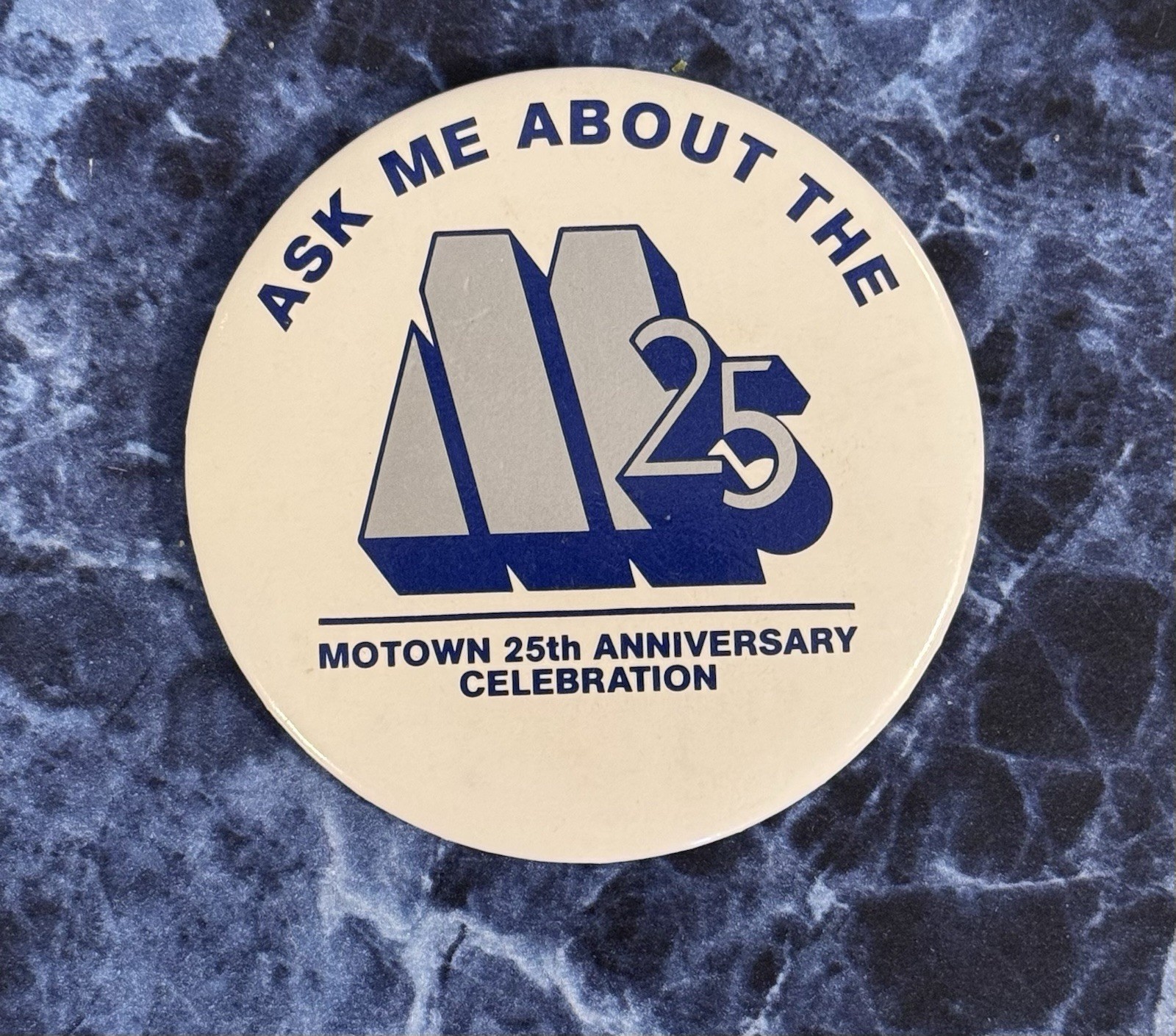 Motown 25th Anniversary Celebration Music Pinback Button Collectible Memorabilia