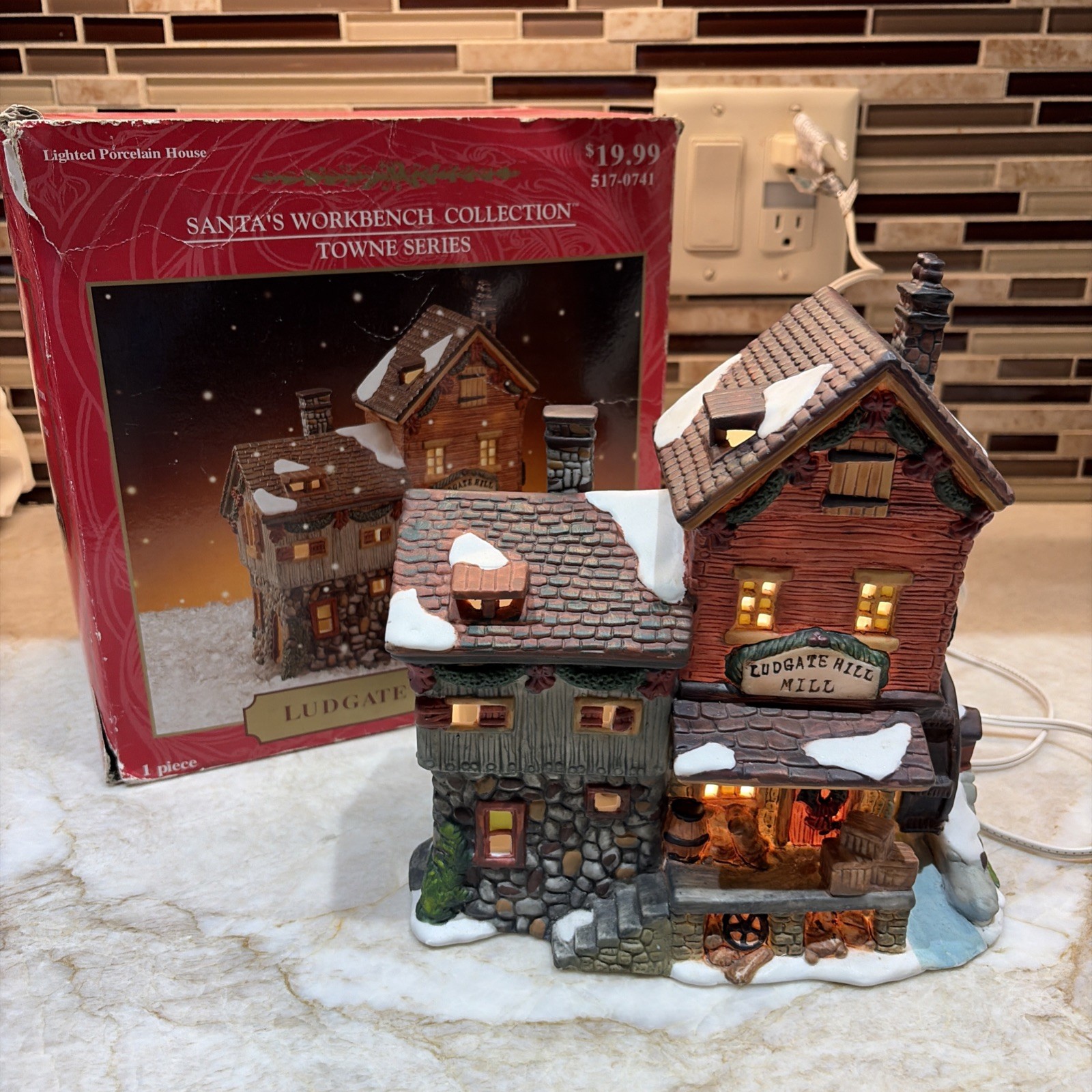 Vtg Santa's Workbench Towne Series Ludgate Hill Mill 517-0741 Lighted Building