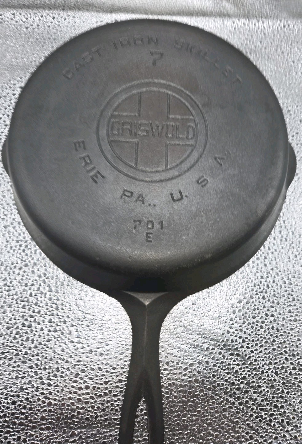 Vintage Restored GRISWOLD Cast Iron Skillet Frying Pan # 7 Large Block Logo 701E Vintage Restored GRISWOLD Cast Iron Skillet Frying Pan # 7 Large Block Logo 701E