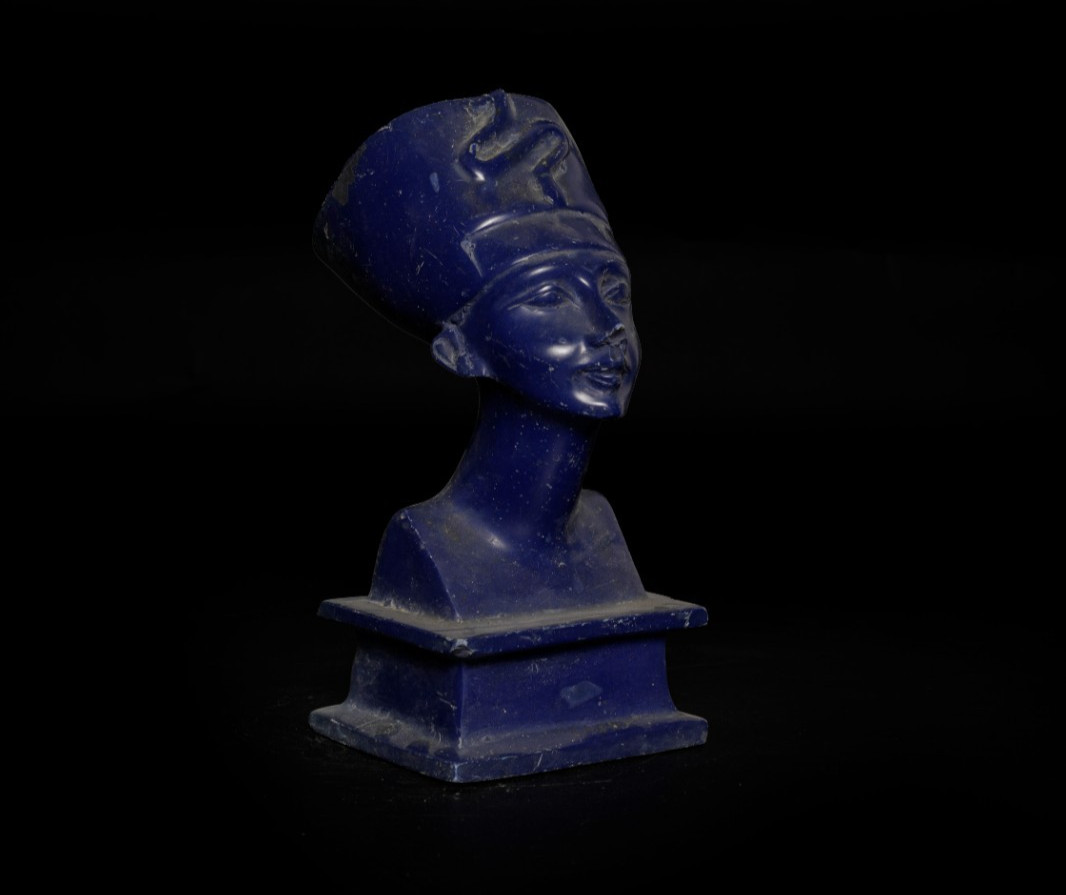 Authentic Ancient Egyptian Antique Rare Queen Nefertiti Statue Figurine BC