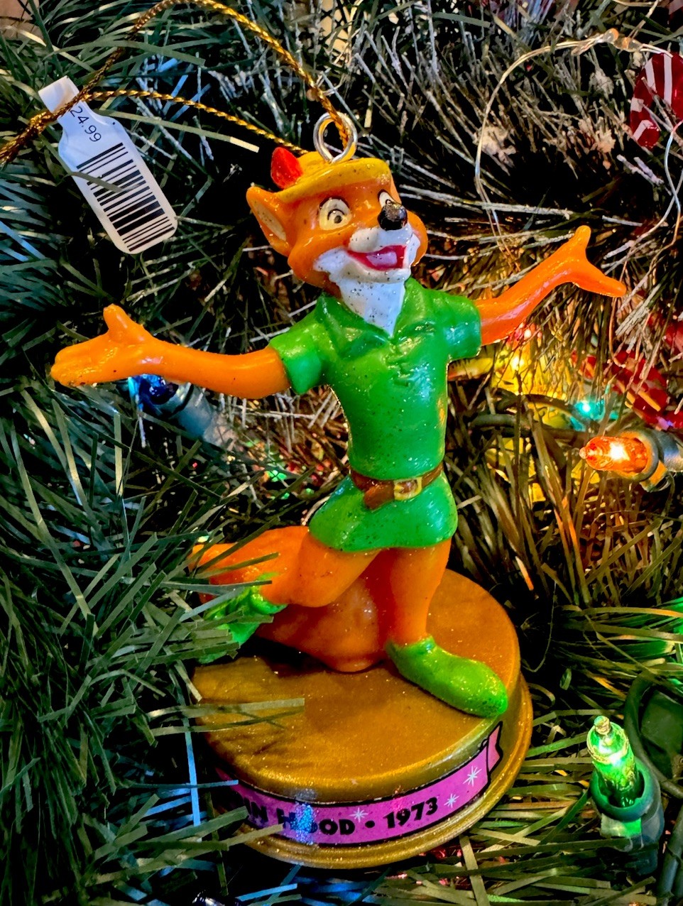 Vintage Robinhood Fox 1973 Disney Christmas Tree Ornament (100 Years Magic) Vintage Robinhood Fox 1973 Disney Christmas Tree Ornament (100 Years Magic)