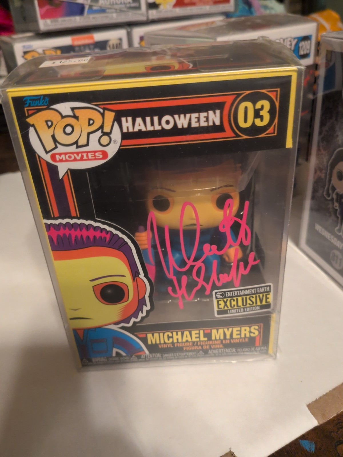 Funko Halloween MICHAEL MYERS Nick Castle Signed Funko Halloween MICHAEL MYERS Nick Castle Signed