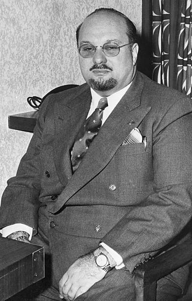 Former King Farouk makes home Italy after abdicating throne 1952 d- Old Photo