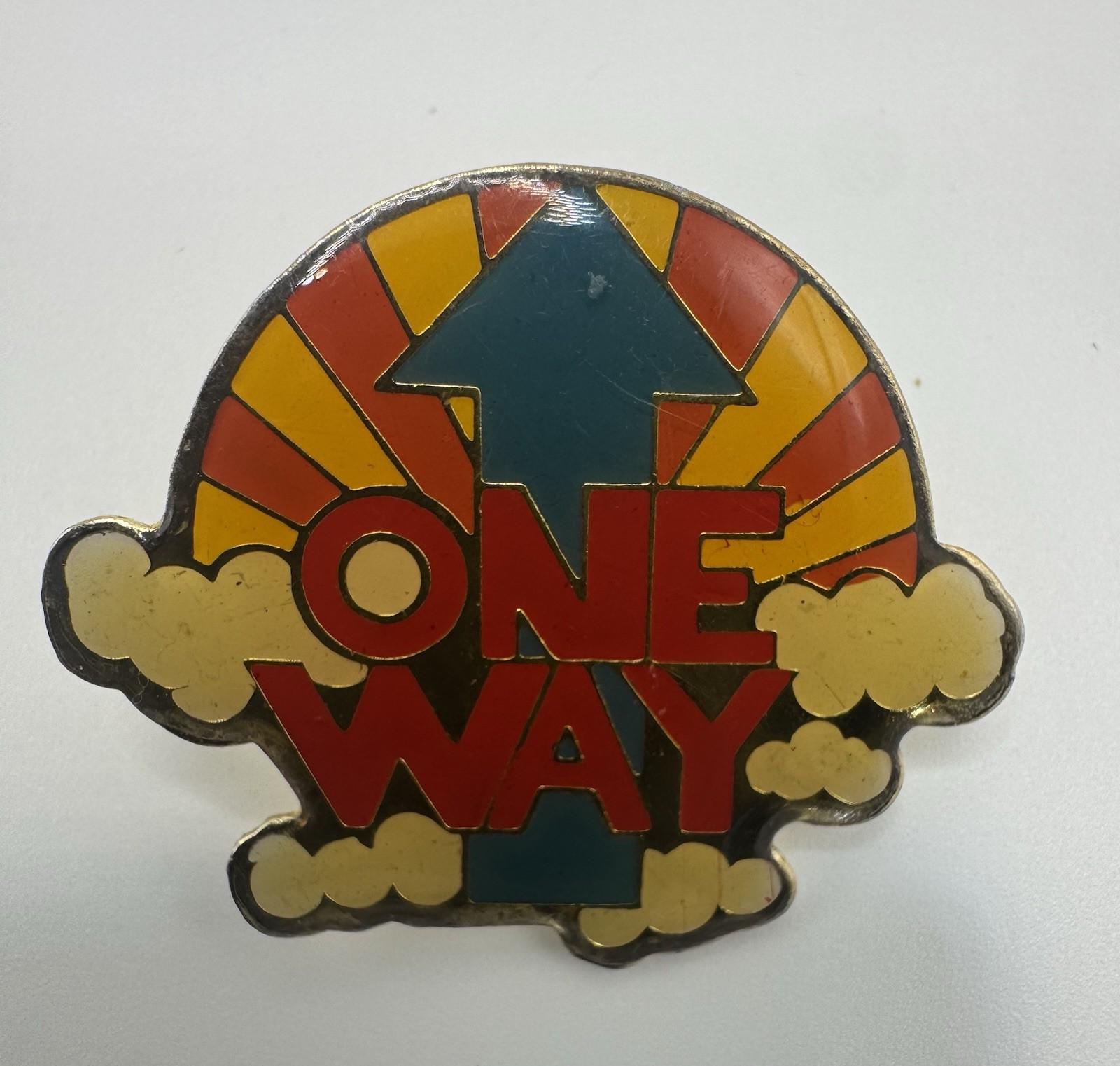 VTG 1970’s ONE WAY Enamel Lapel Pin Retro Sunshine Rays Fluffy White Clouds