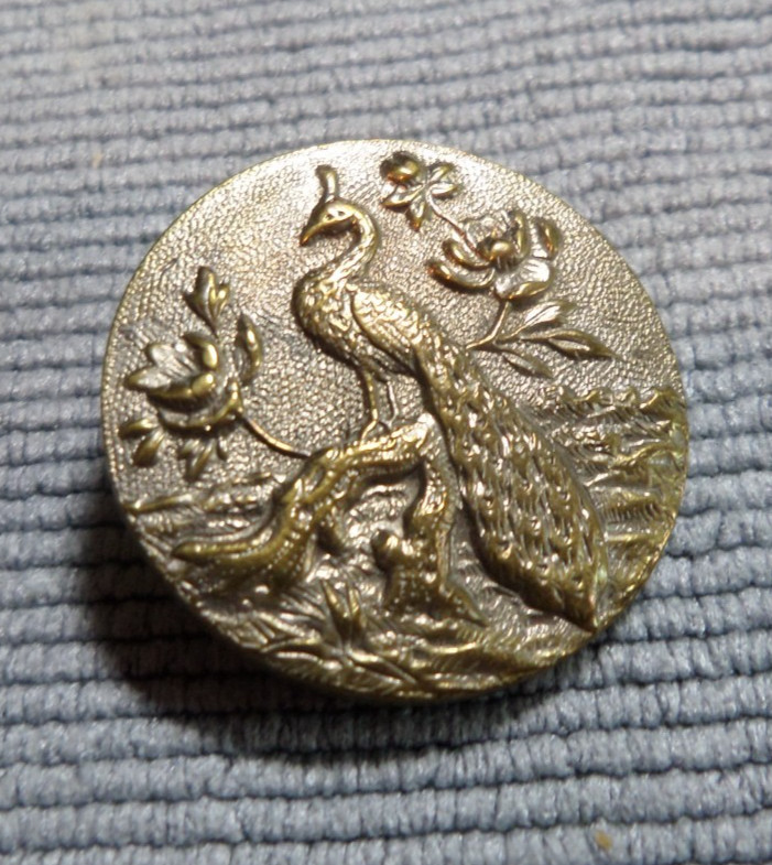 Vintage Antique Metal Picture Button PEACOCK BIRD ON BRANCH Paris Back
