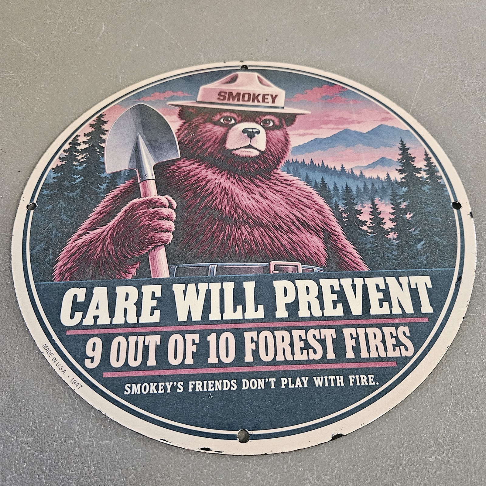 VINTAGE 1947 SMOKEY BEAR 12\