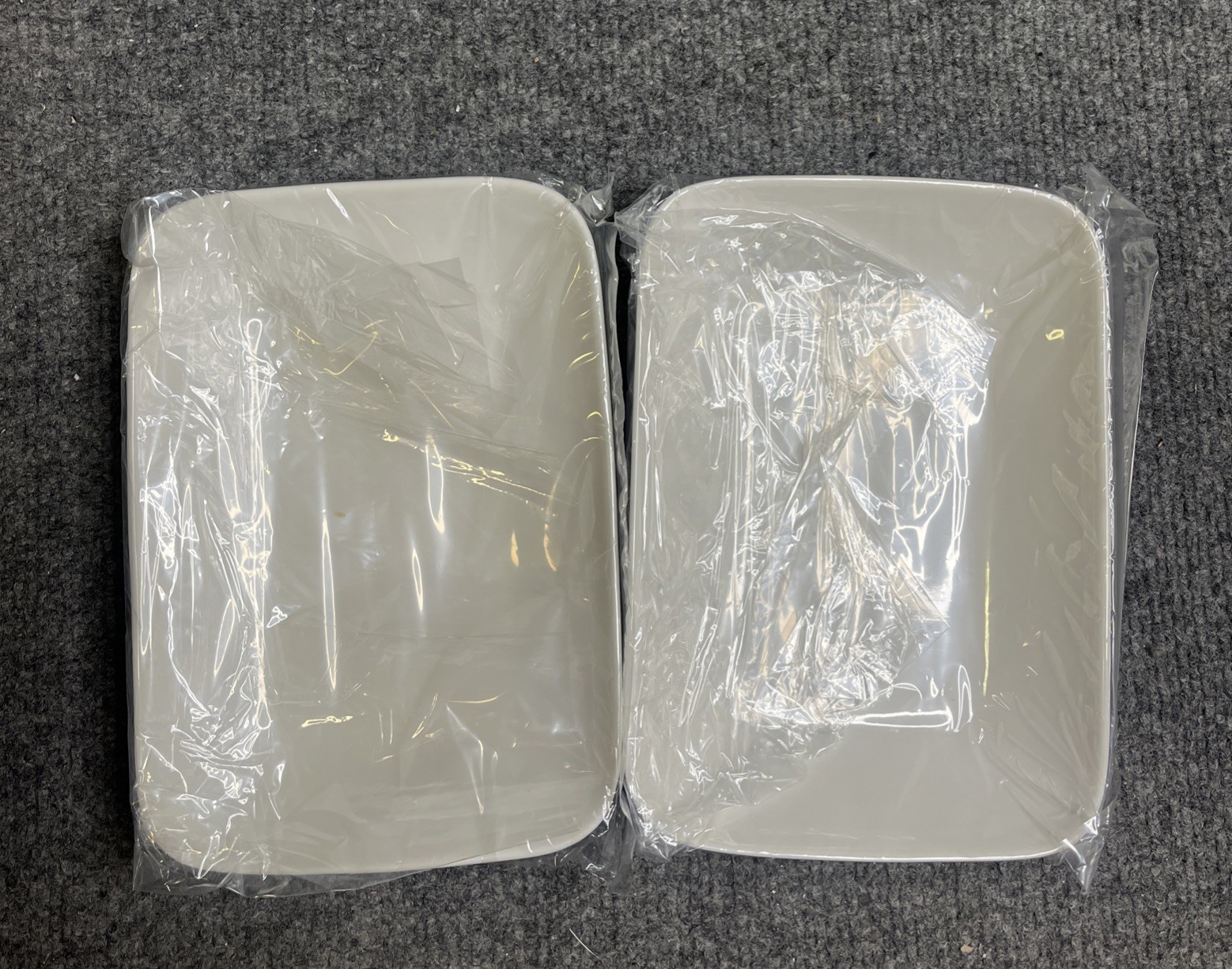 United Airlines Dishes Large 8 United Airlines Dishes Large 8