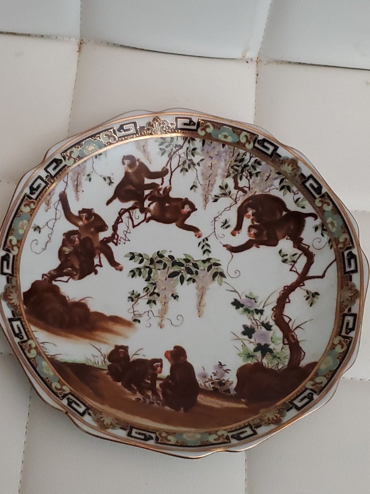 Vintage Chinese Merry Monkey Wysteria Porcelain Plate 8.5