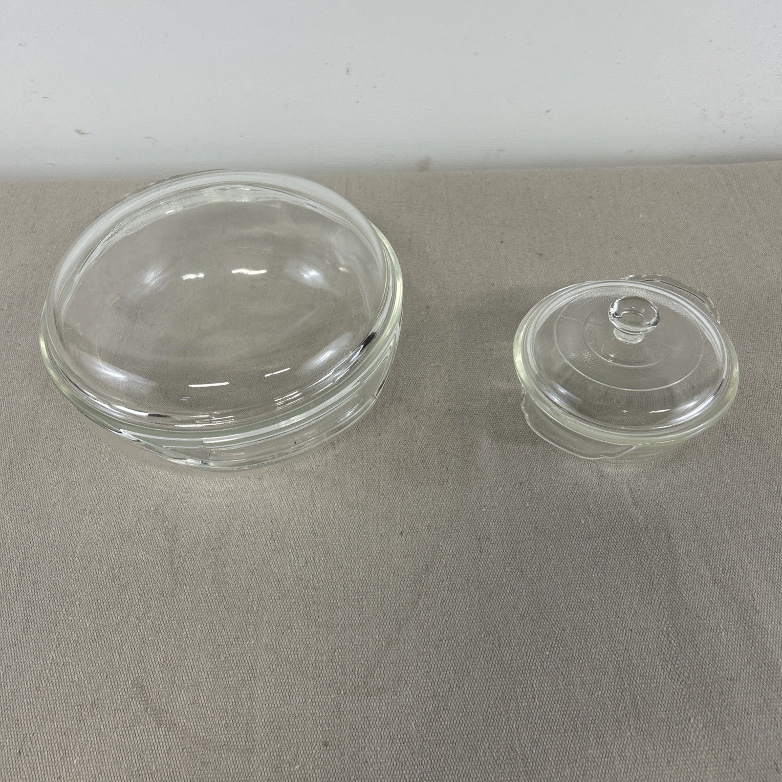 Pyrex Clear Covered 1 1/2 Qt Casserole w/ Bonus Fire King Petite 8 oz Casserole