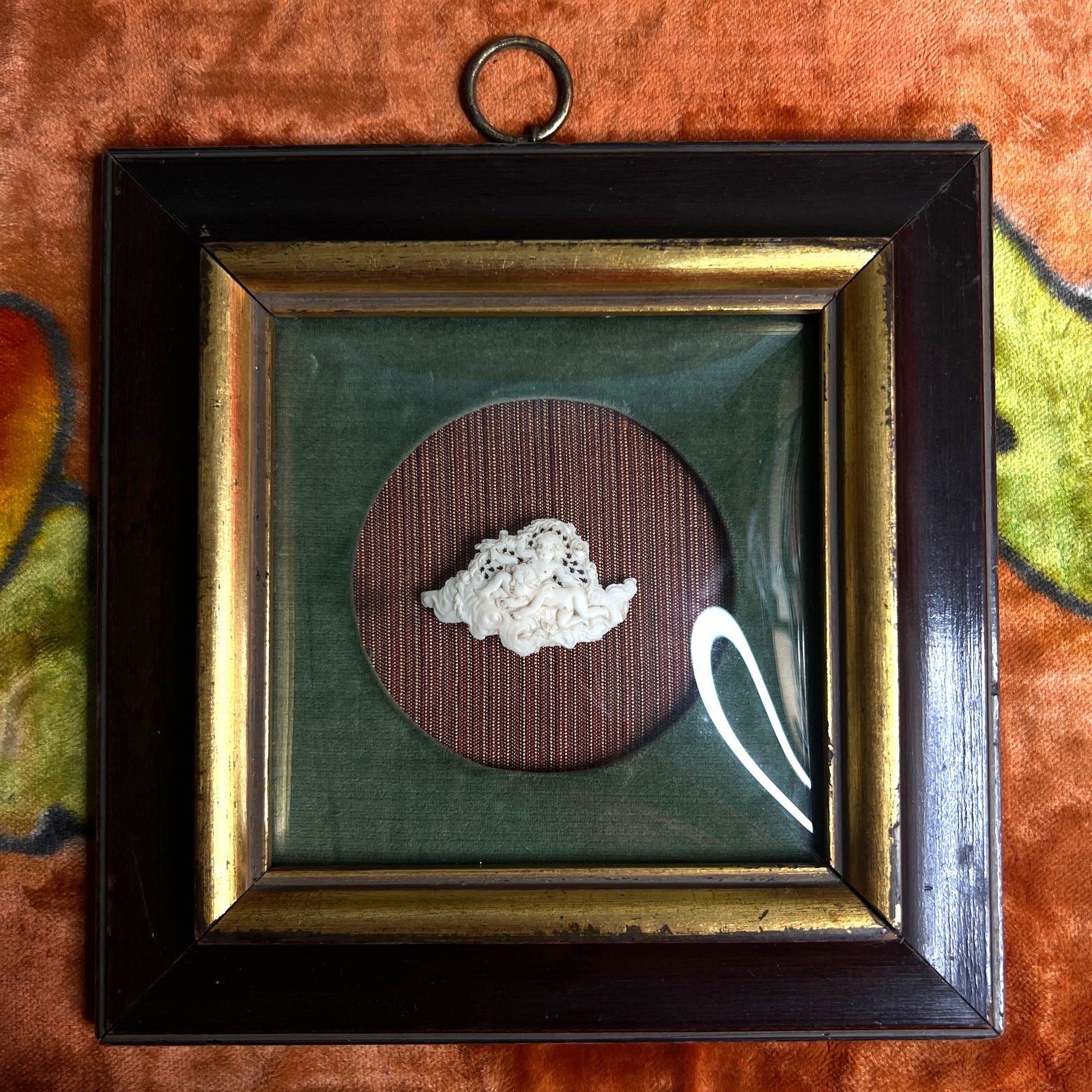 Antique 19th Century Curved Glass Shadow Box Frame with Velvet Mat Victorian Antique 19th Century Curved Glass Shadow Box Frame with Velvet Mat Victorian