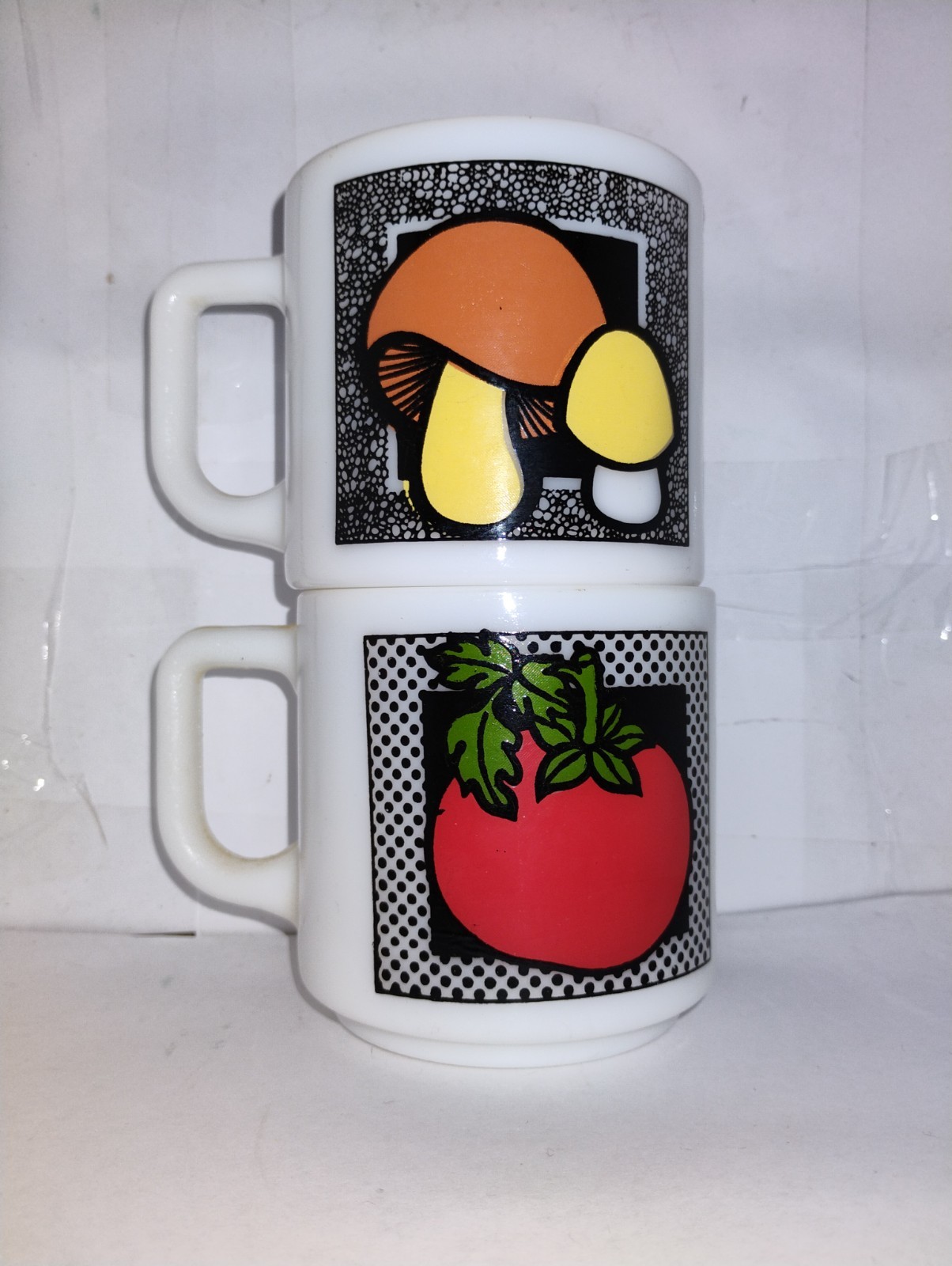 Vtg 1970s Hazel Atlas MUSHROOM Toadstool & Tomato Milk Glass Coffee Mug RARE Lot