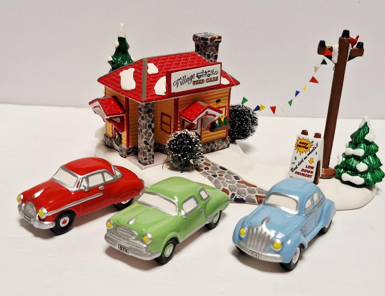 Department 56 Heritage Collection The Original Snow Village Used Car Lot